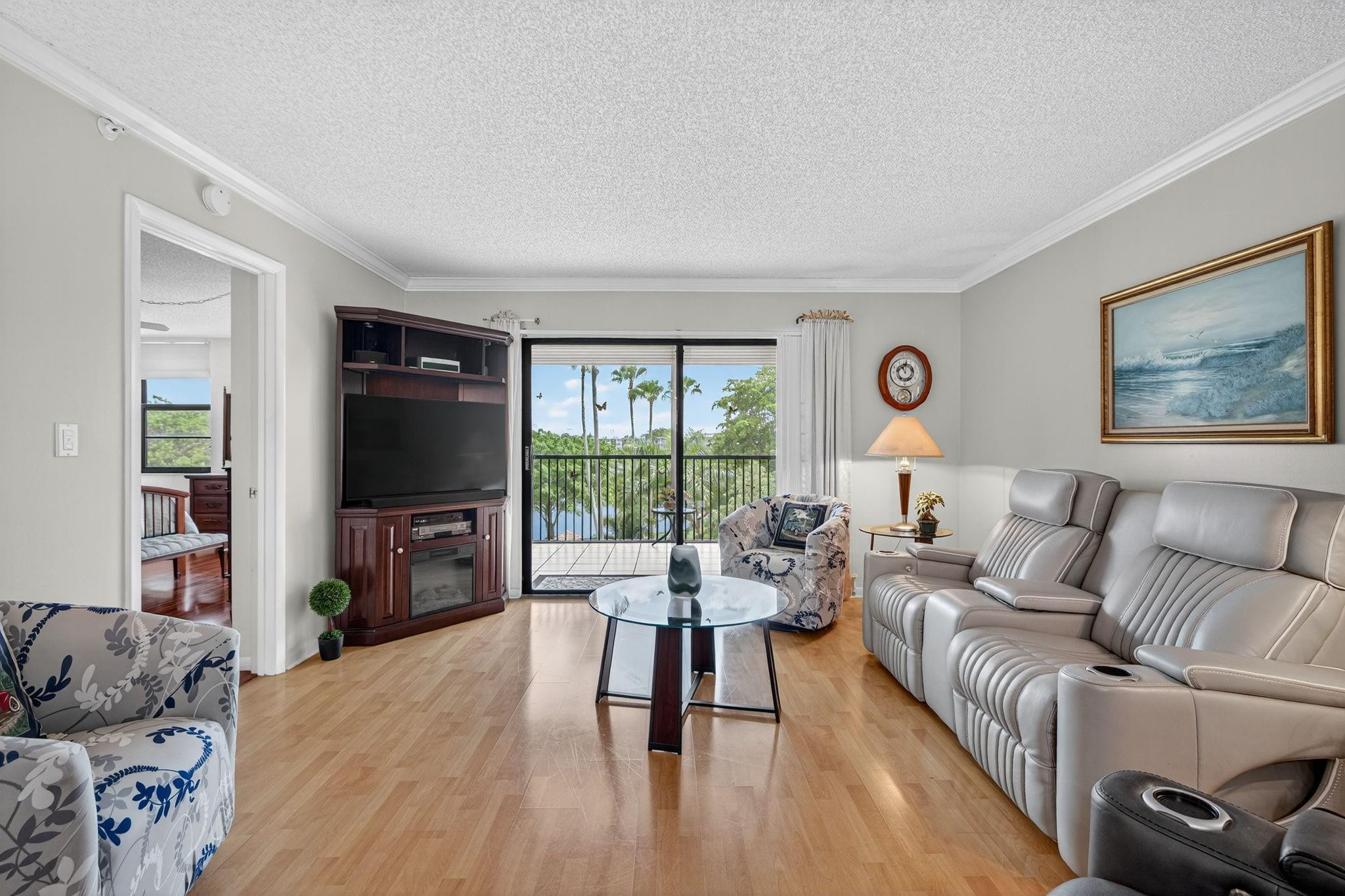 2205 S Cypress Bend Drive 505
