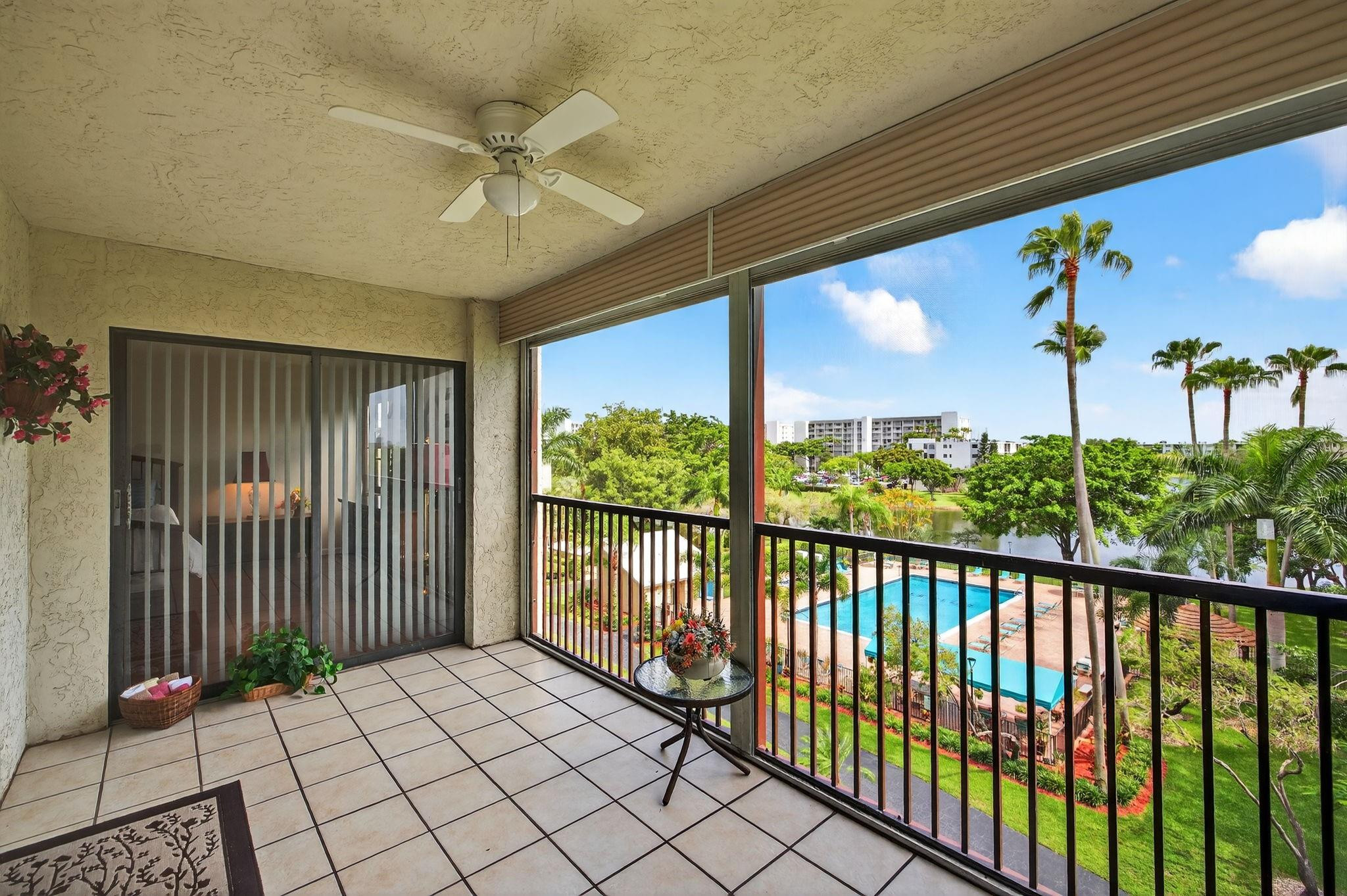 2205 S Cypress Bend Drive 505