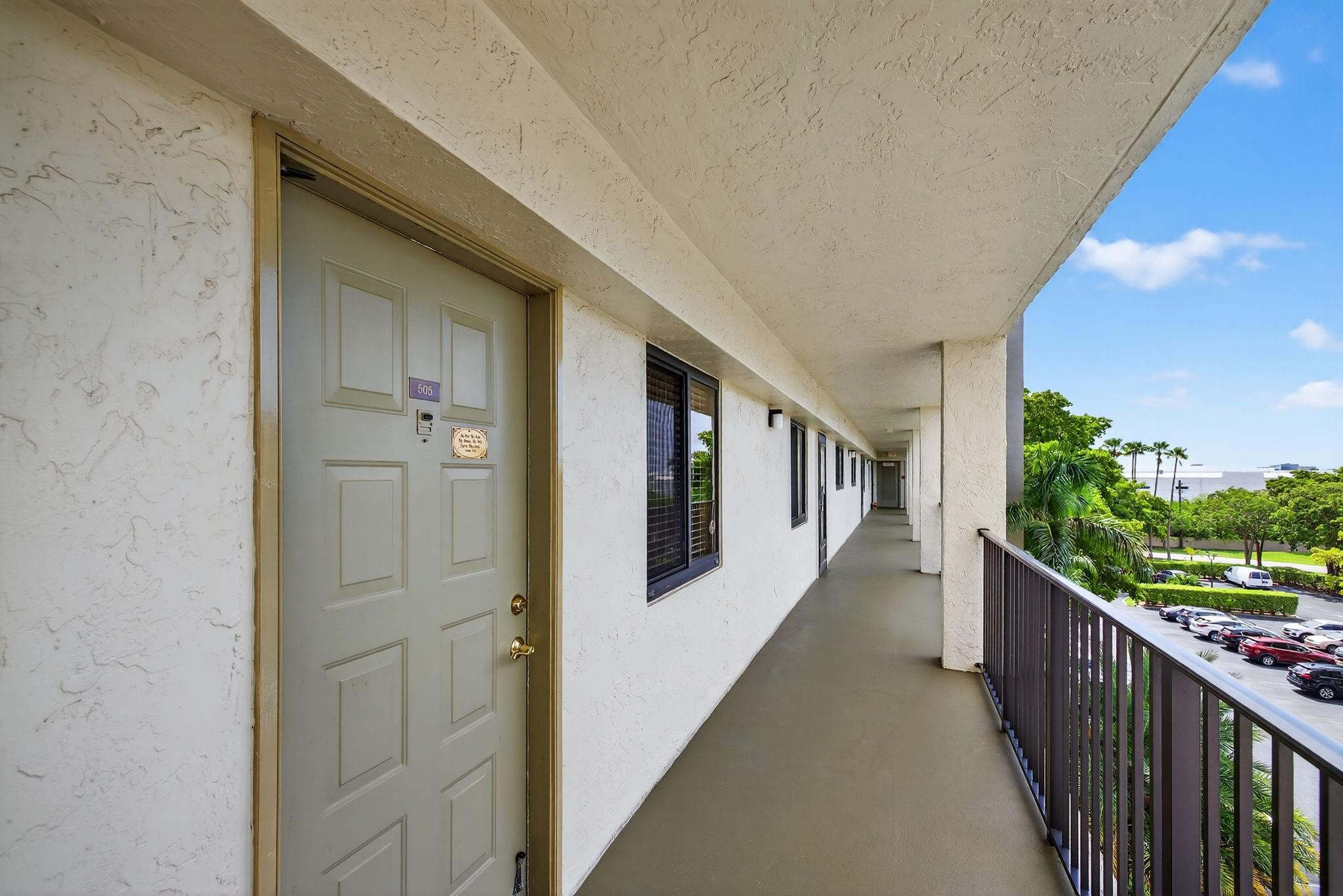 2205 S Cypress Bend Drive 505