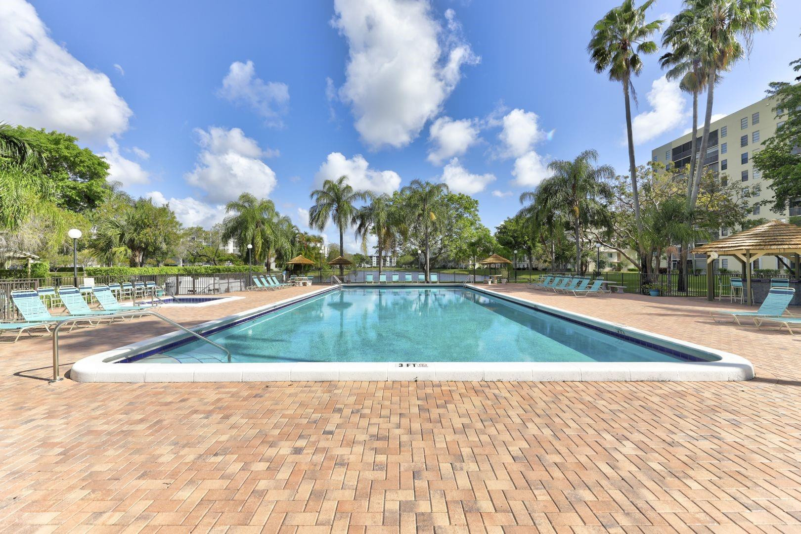 2205 S Cypress Bend Drive 505