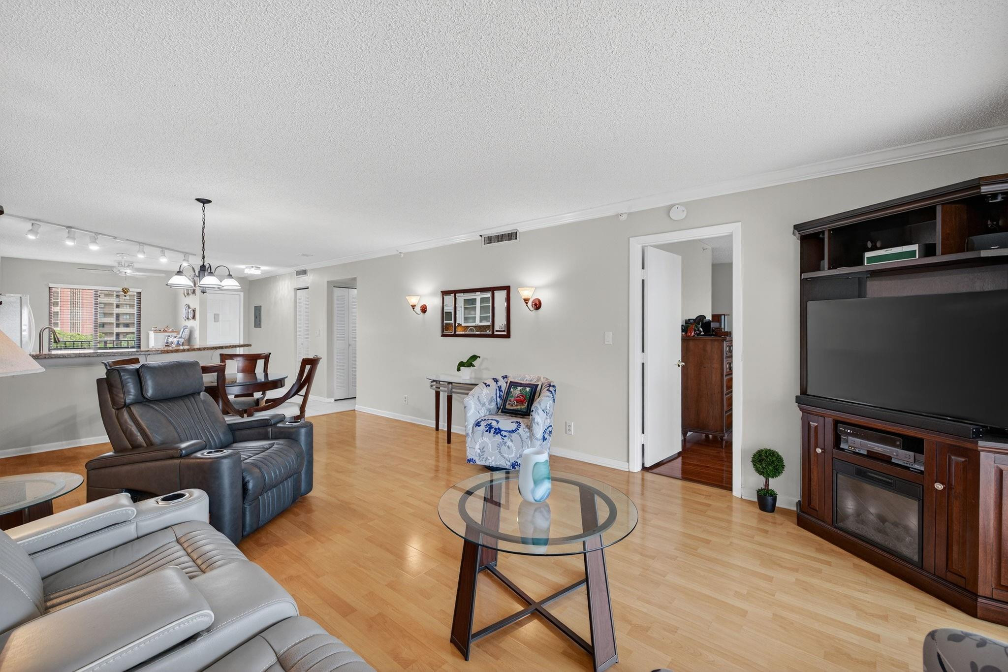 2205 S Cypress Bend Drive 505
