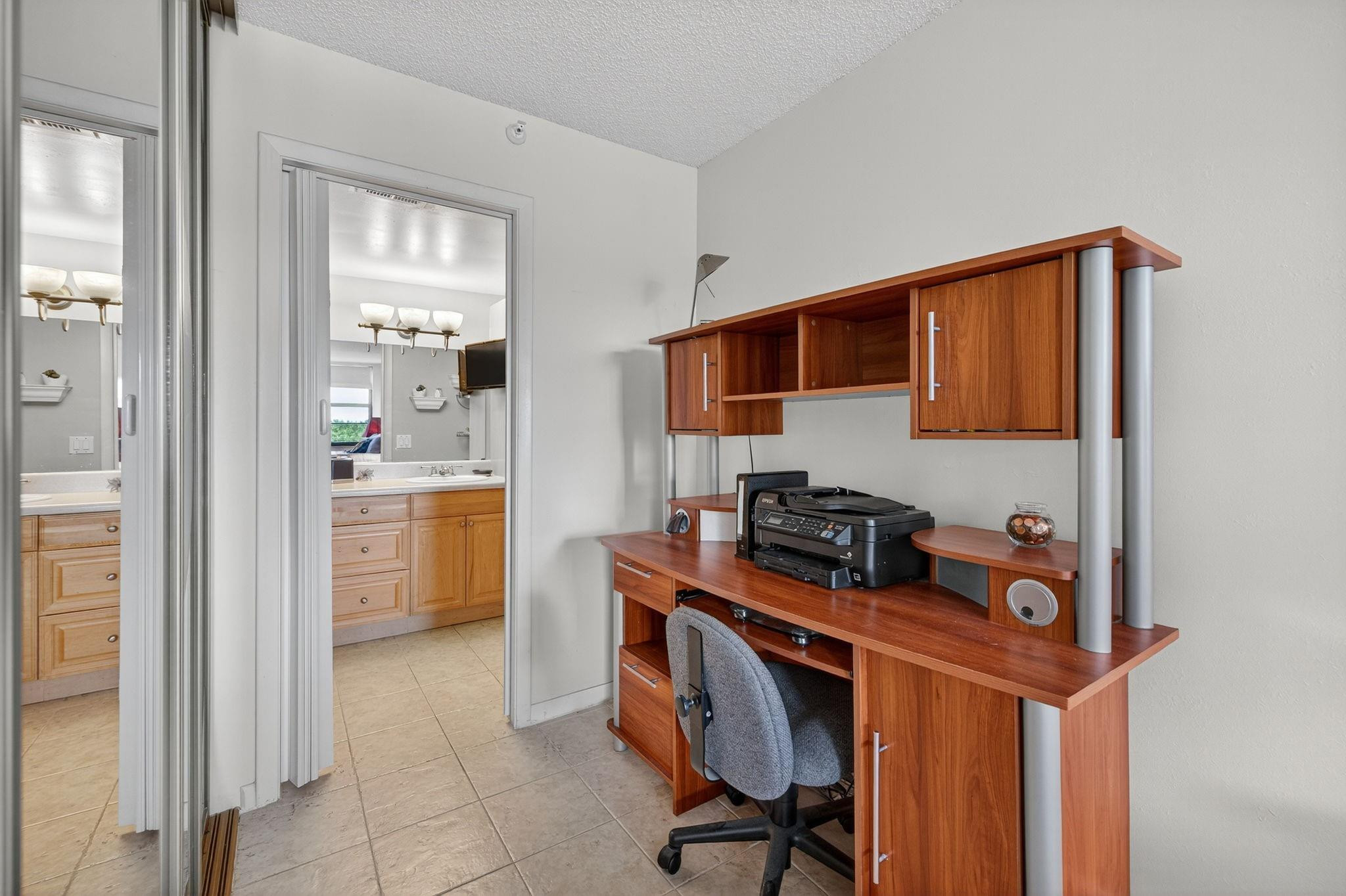 2205 S Cypress Bend Drive 505