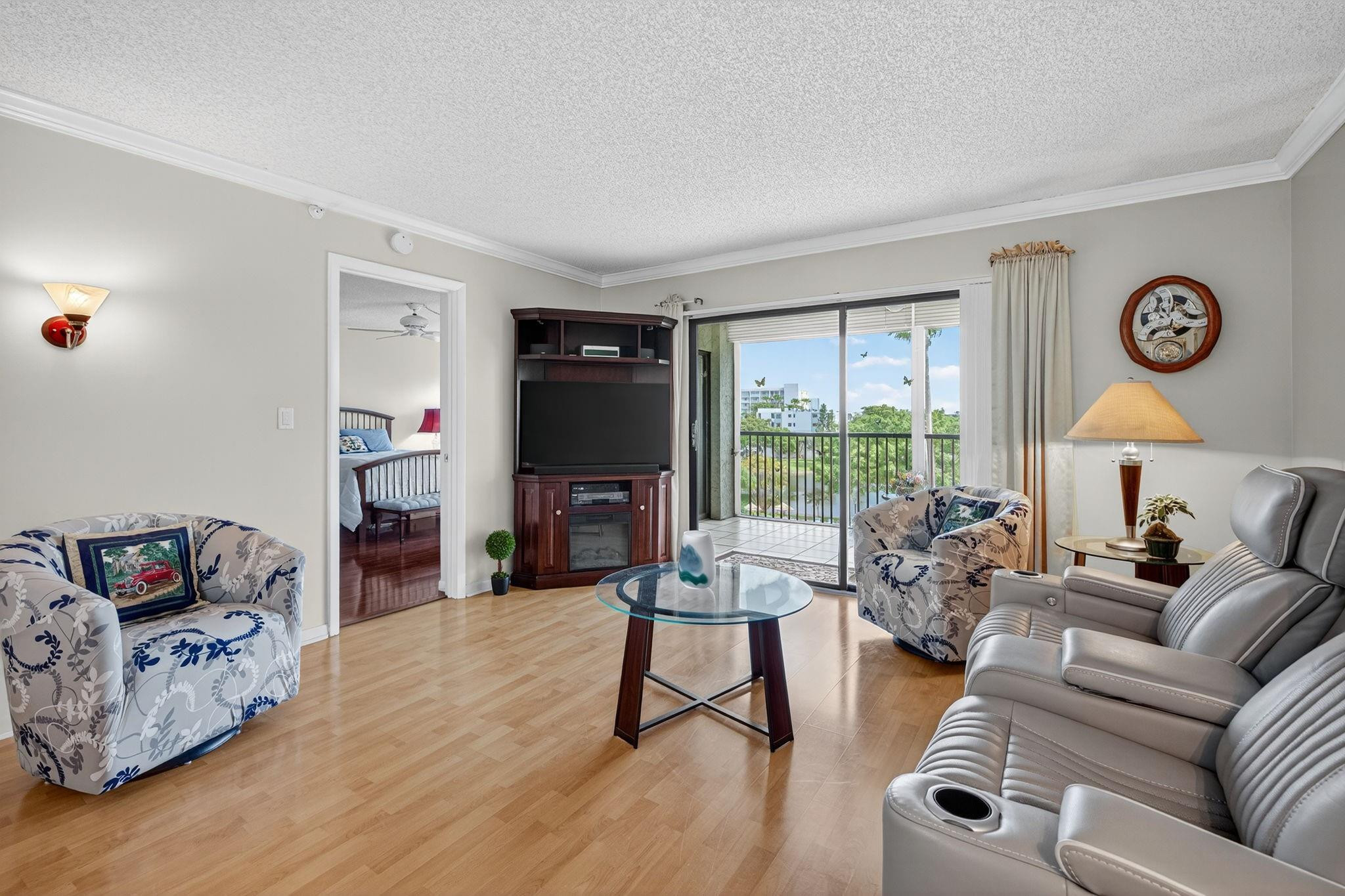 2205 S Cypress Bend Drive 505