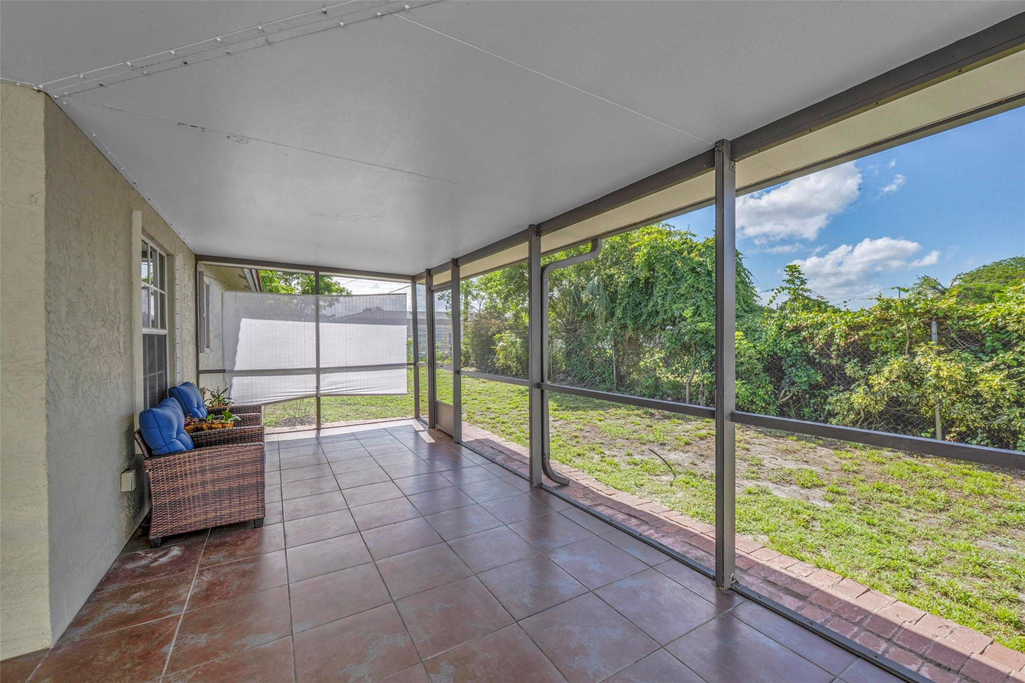 2351 NW 29th Street