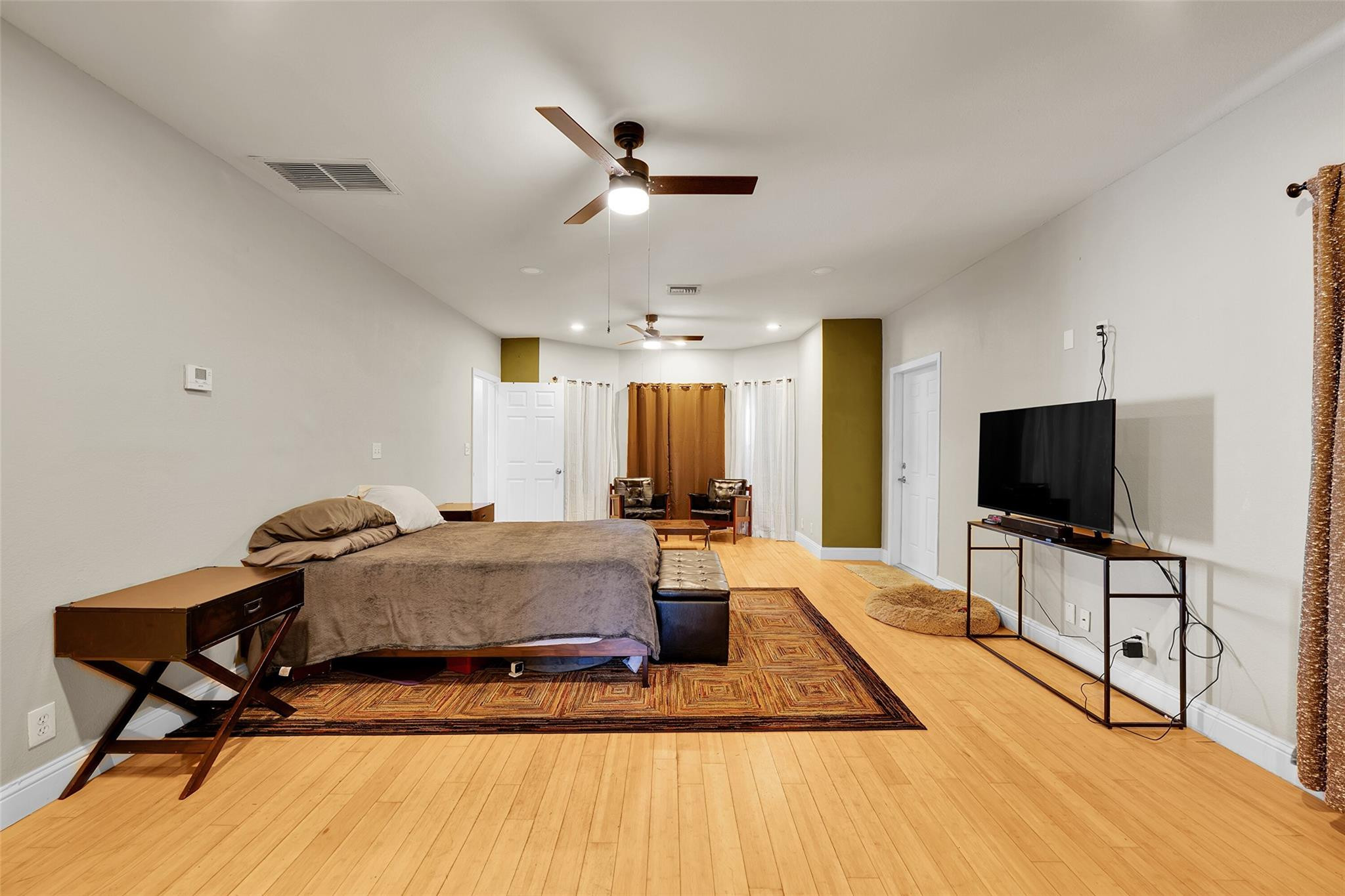 2351 NW 29th Street