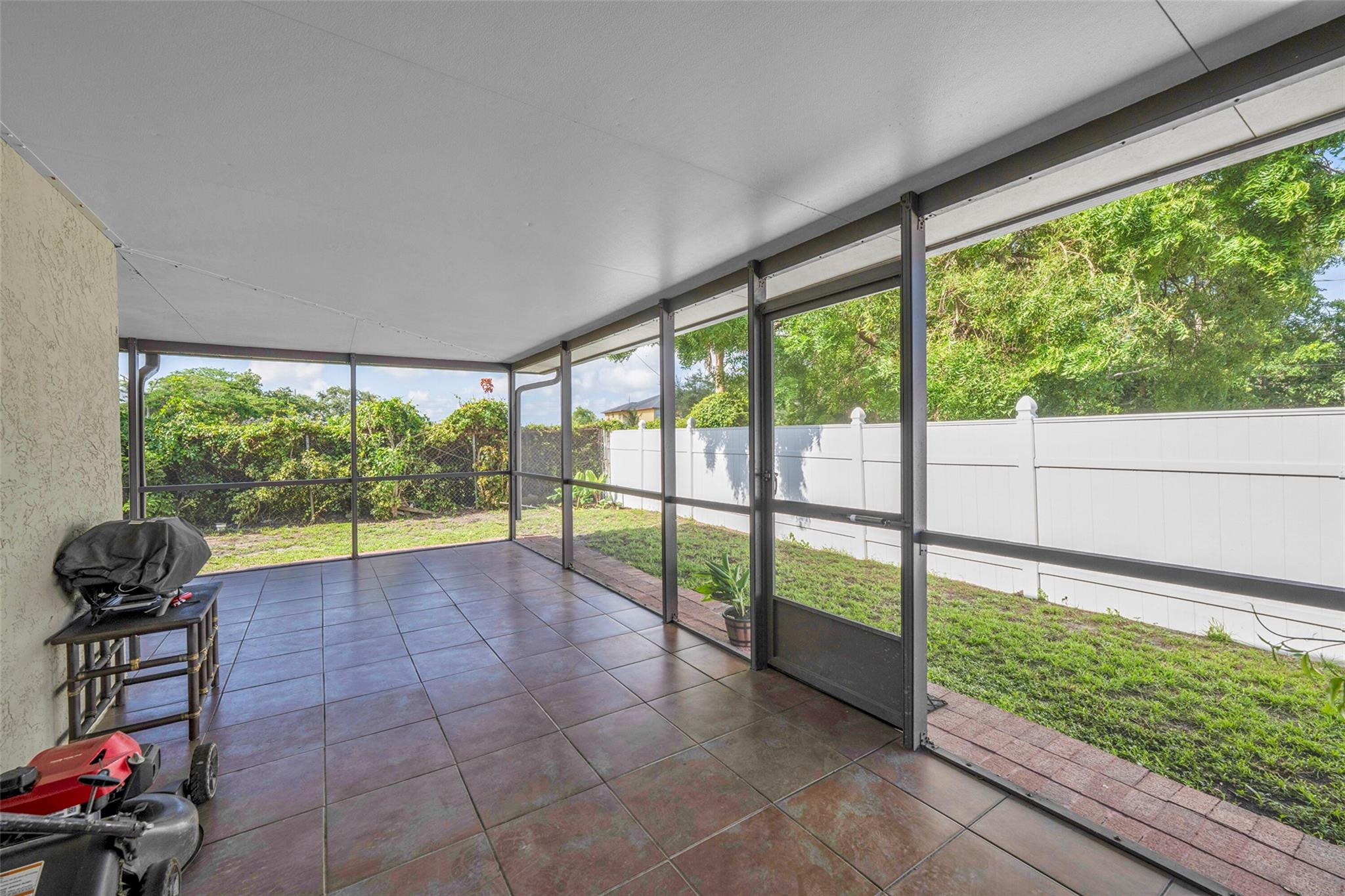 2351 NW 29th Street