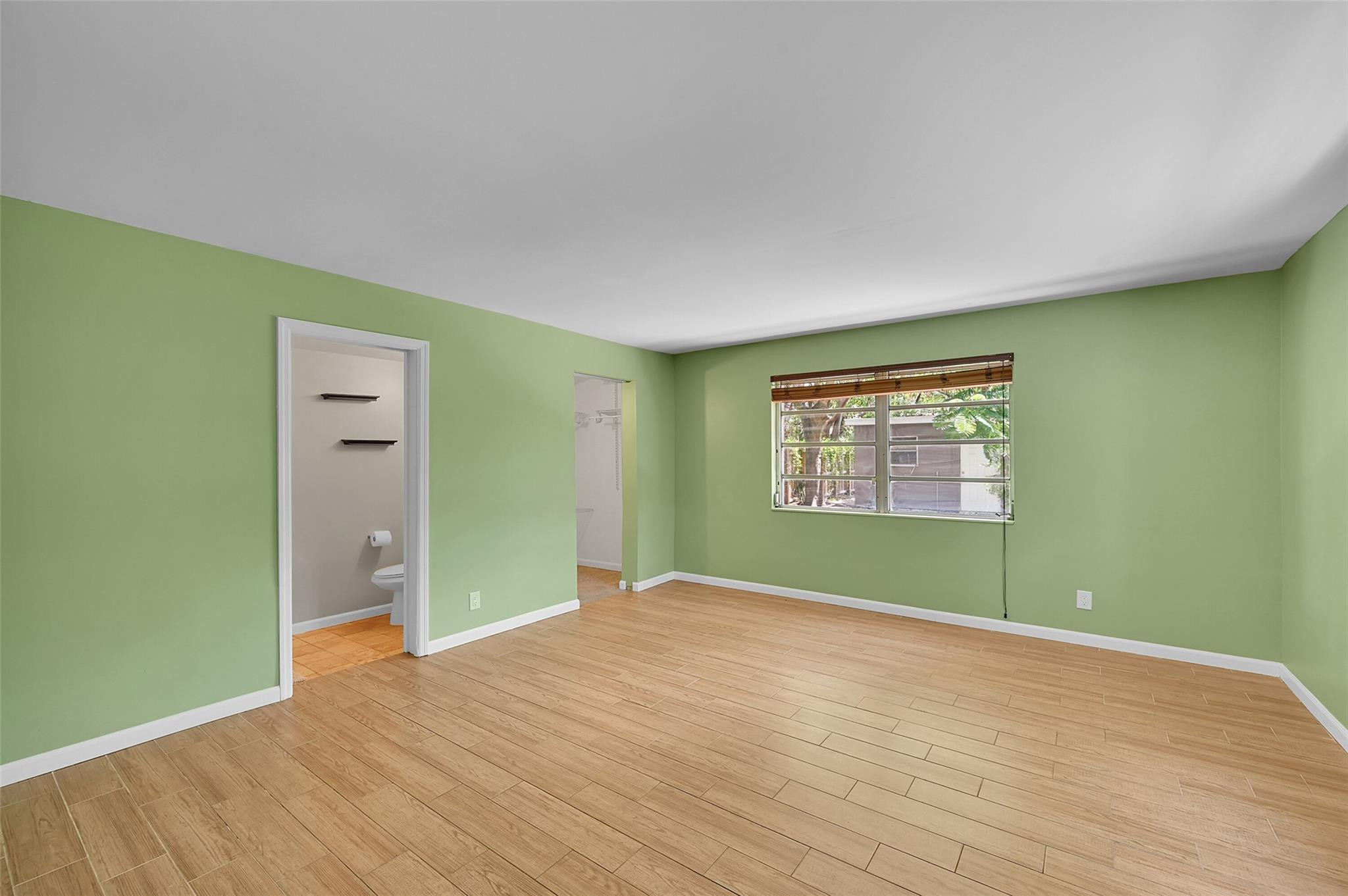 1132 NW 3rd Avenue
