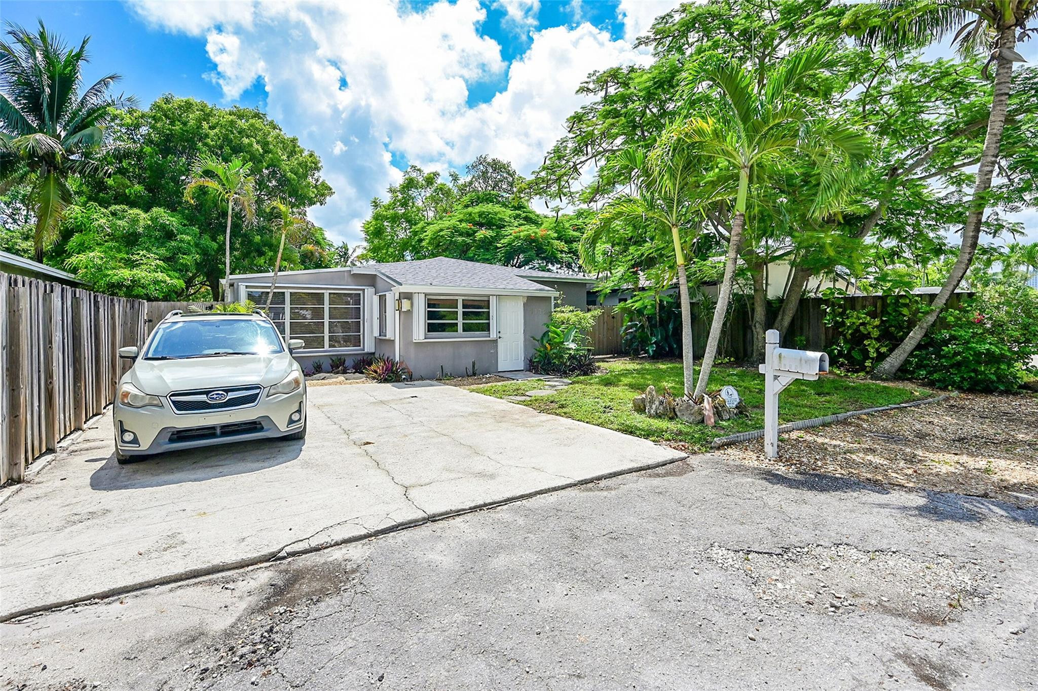 1132 NW 3rd Avenue