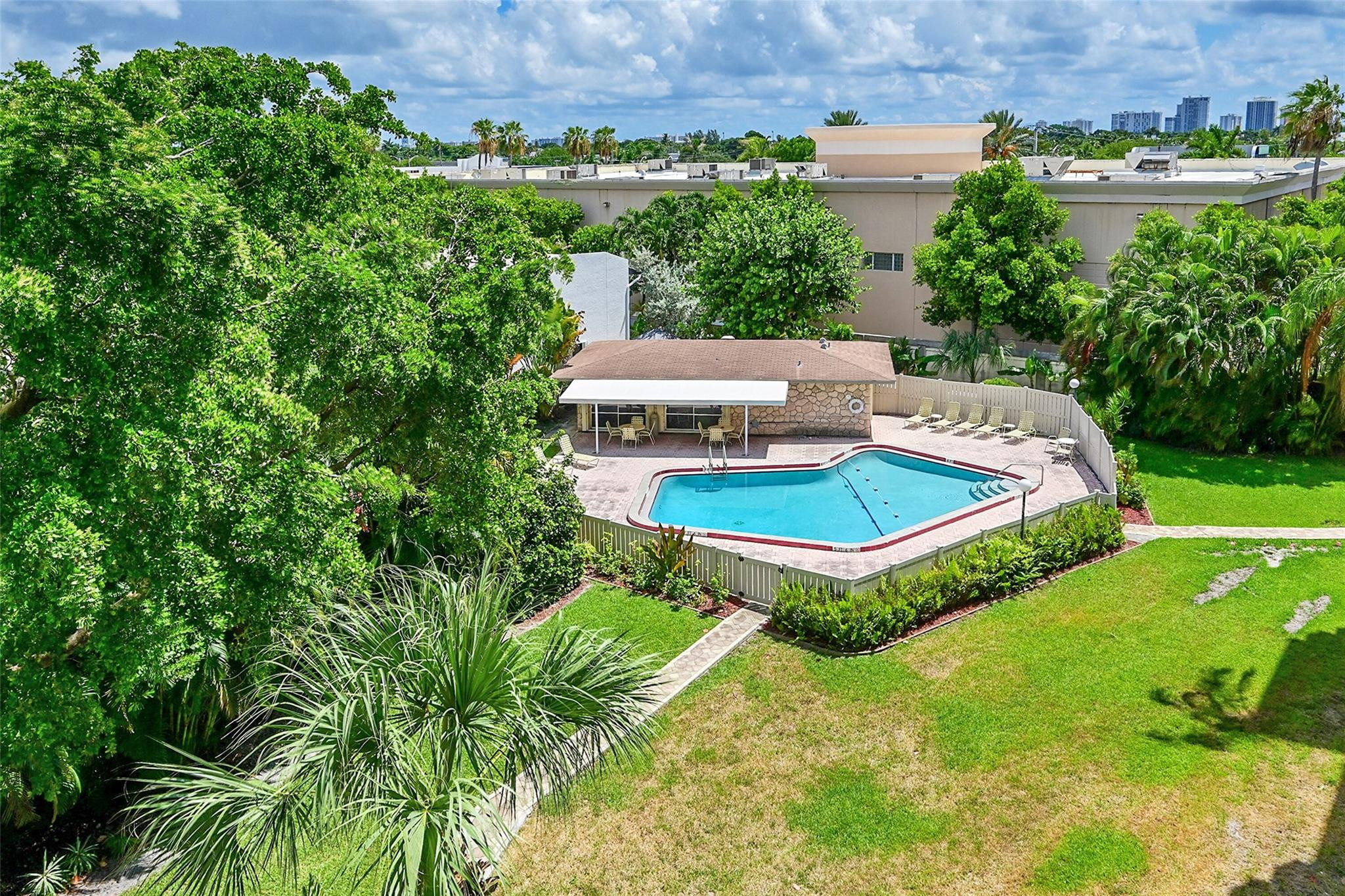 1831 NE 38th Street 503