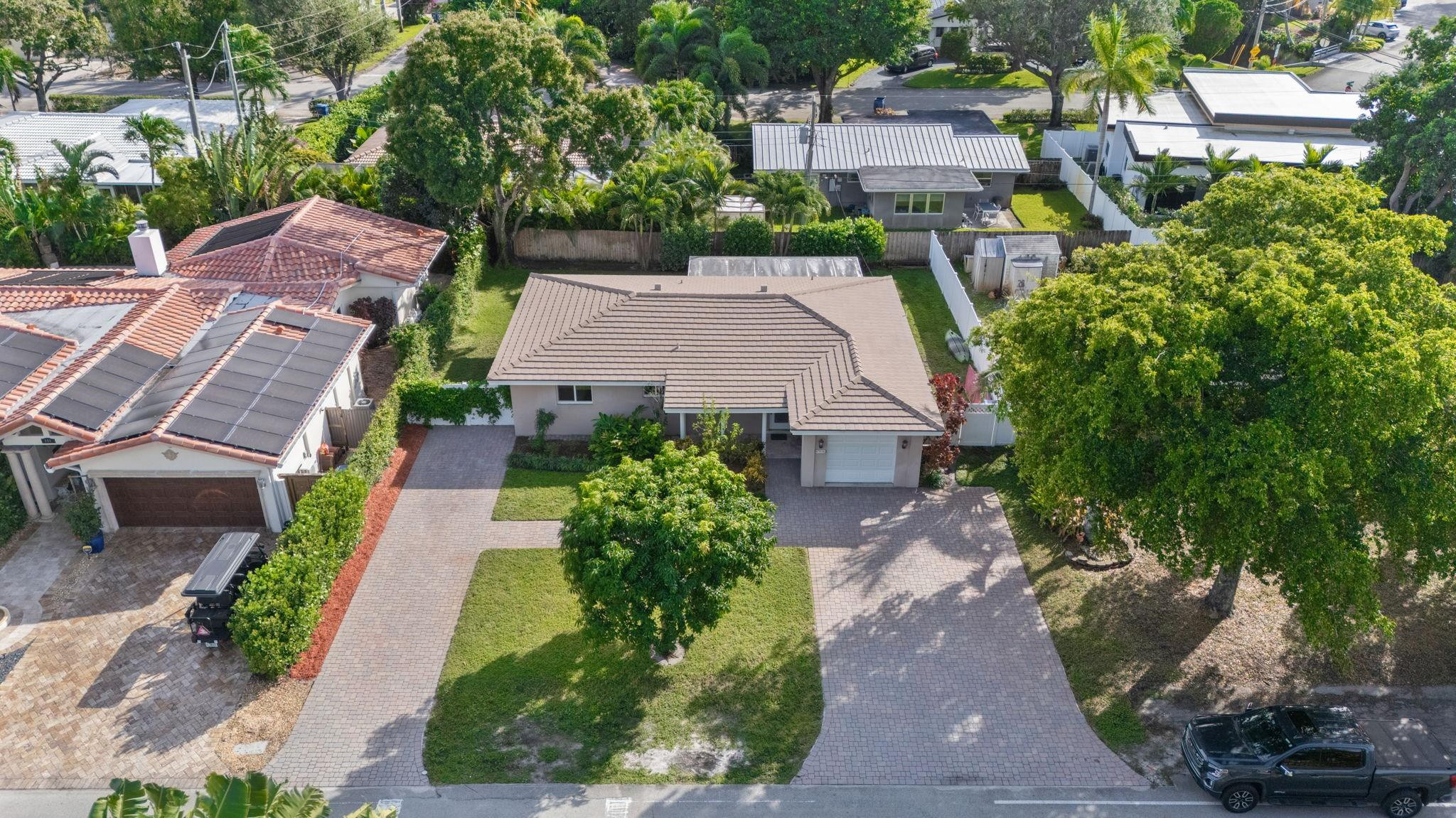 716 NE 20th Drive