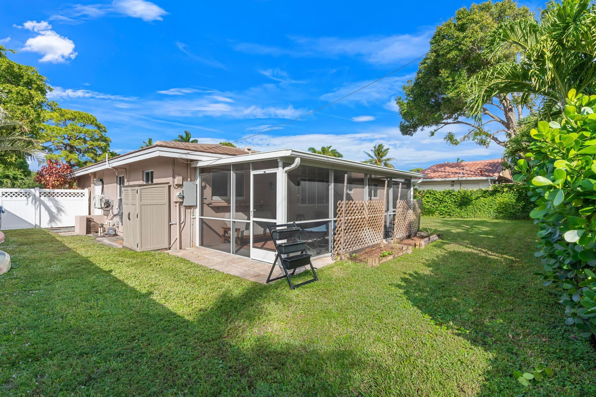 716 NE 20th Drive