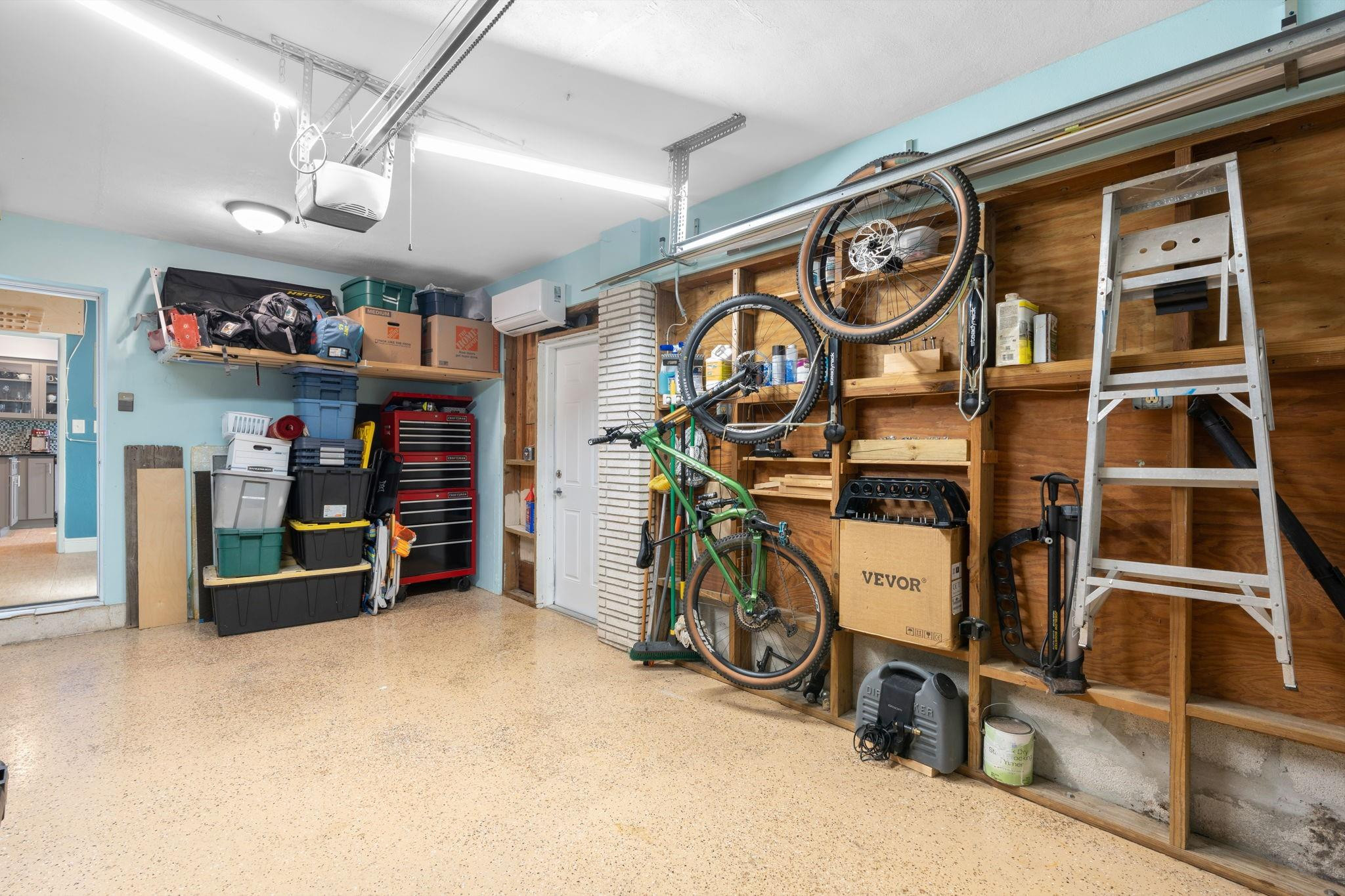 716 NE 20th Drive