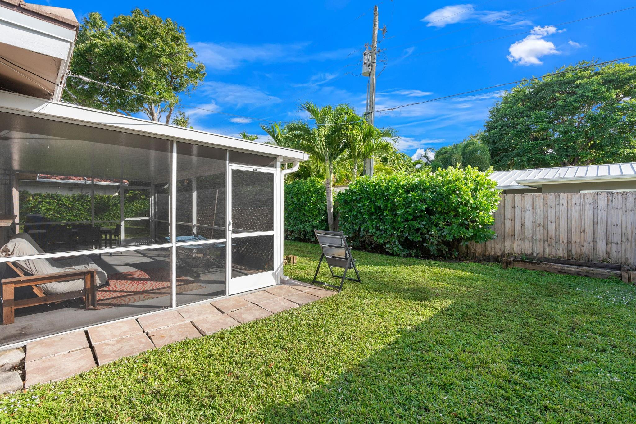 716 NE 20th Drive