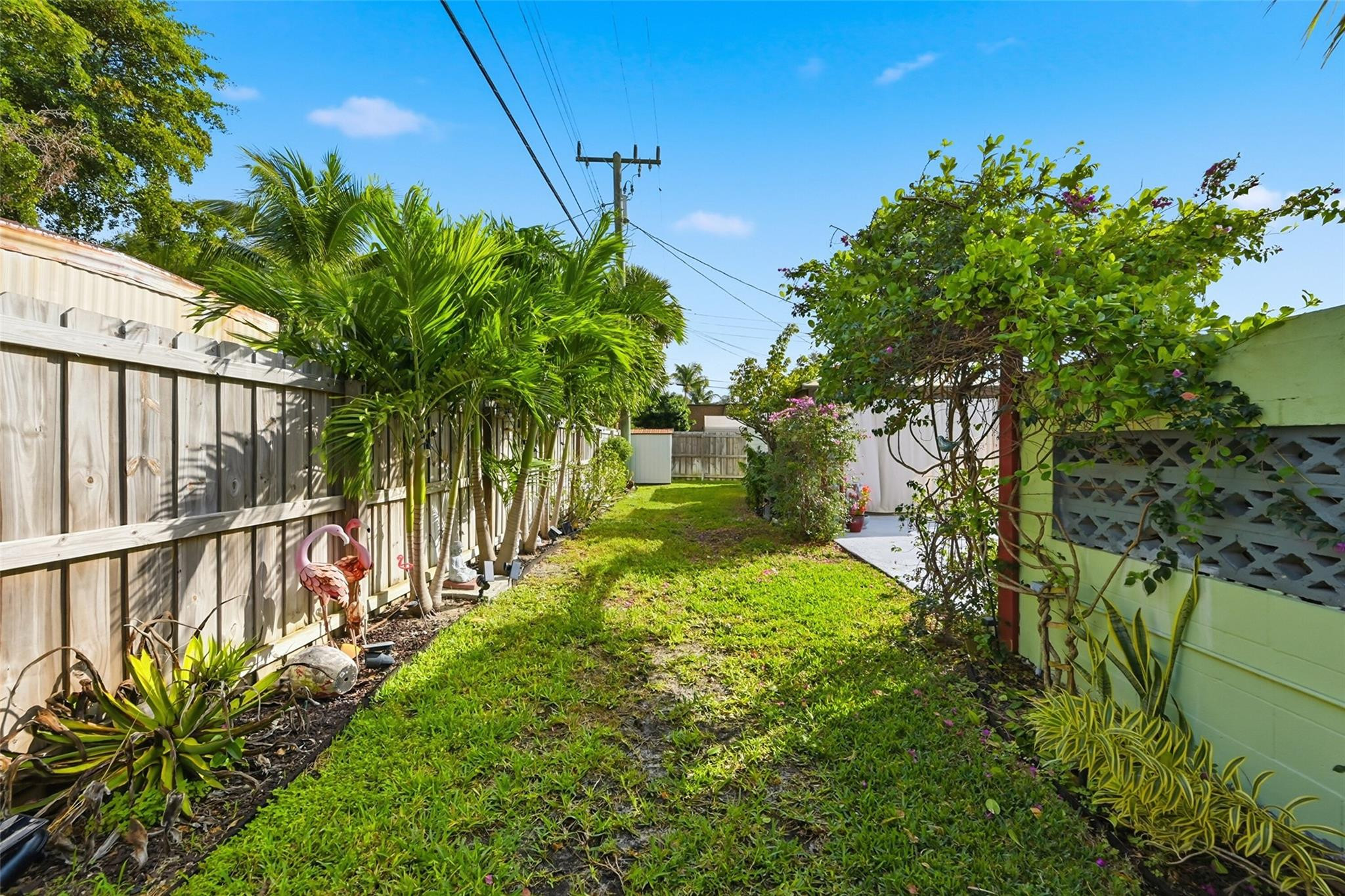 807 W Ocean Avenue