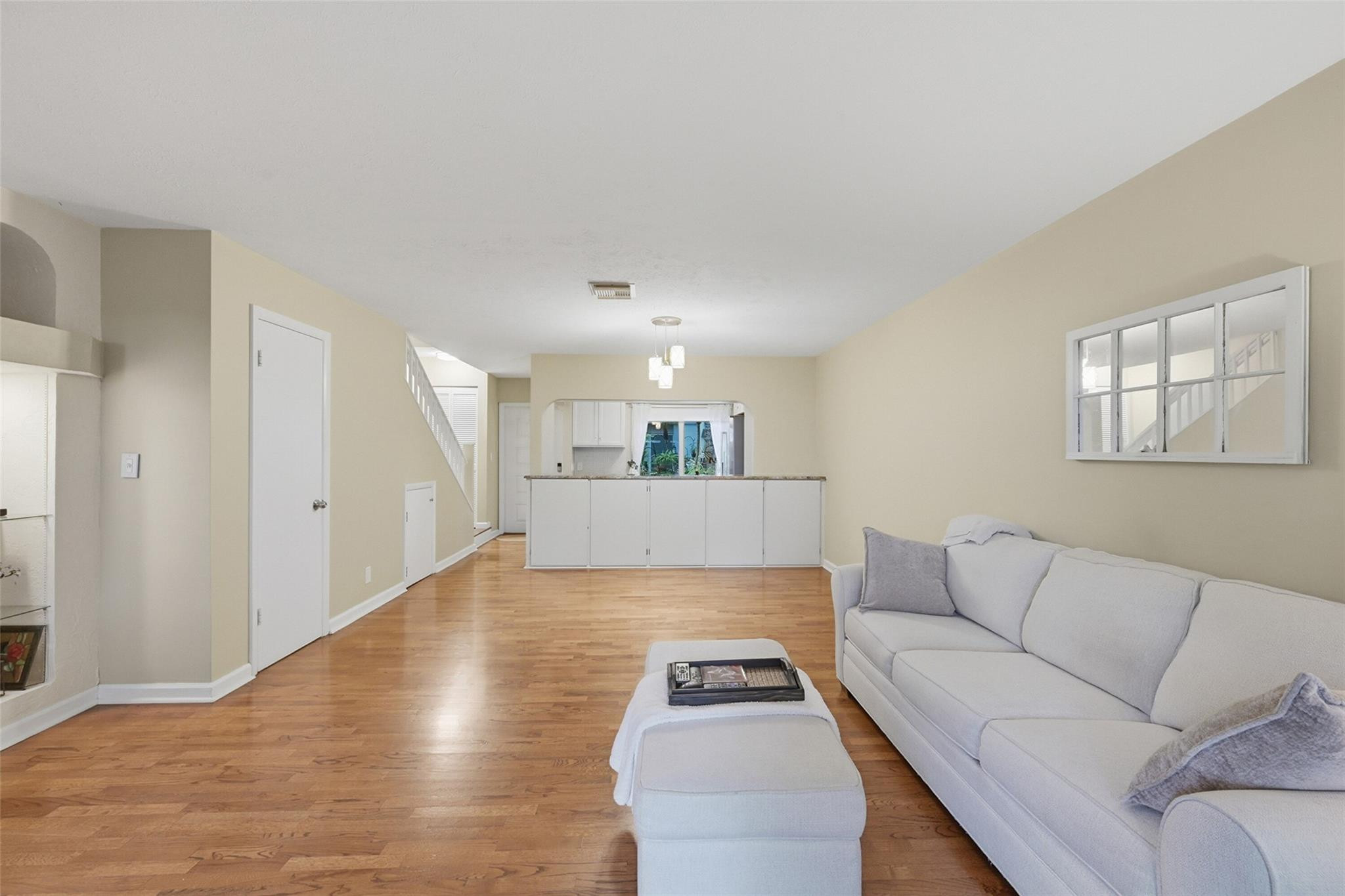 705 NE 1st Street 2