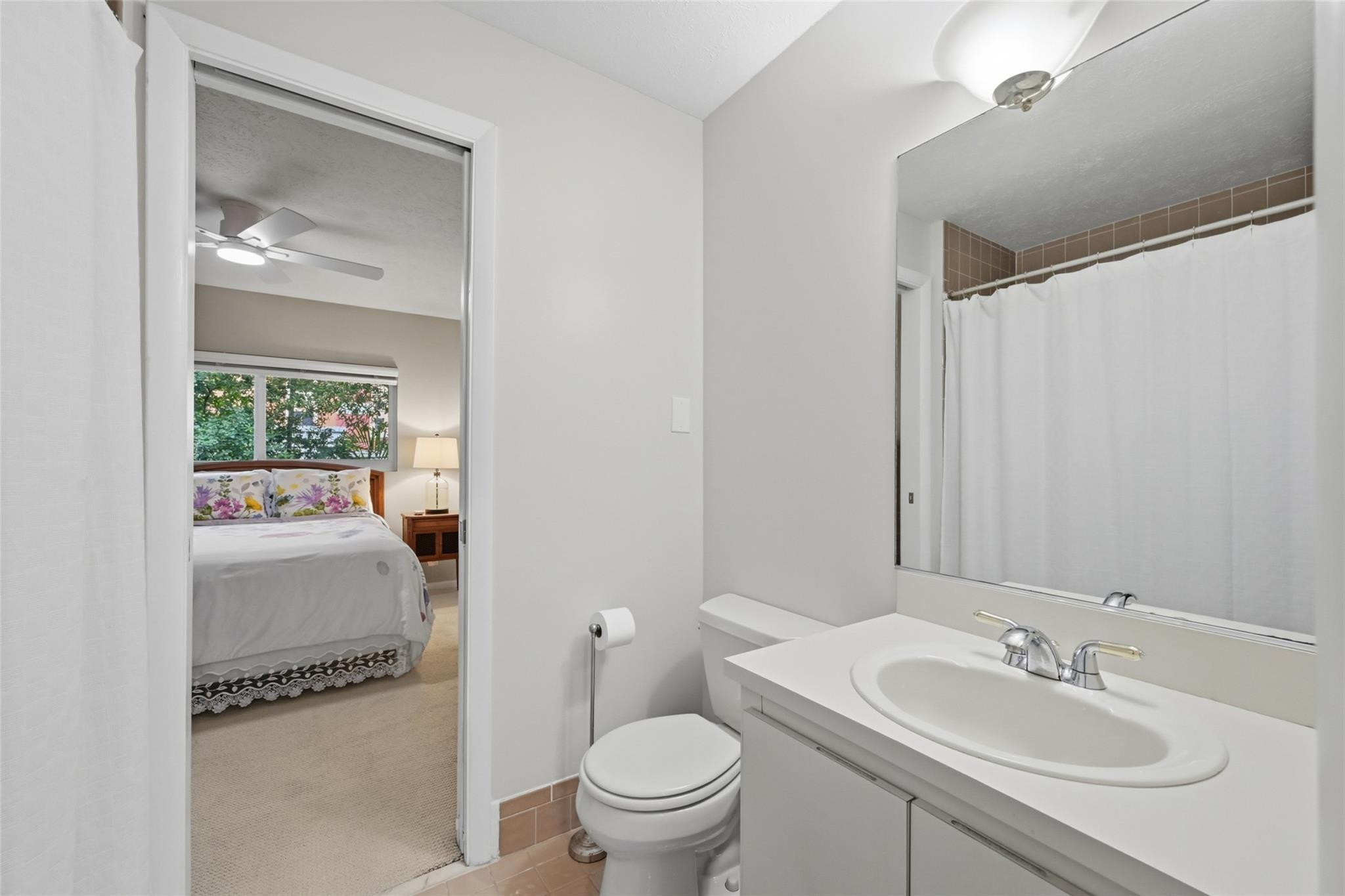 705 NE 1st Street 2