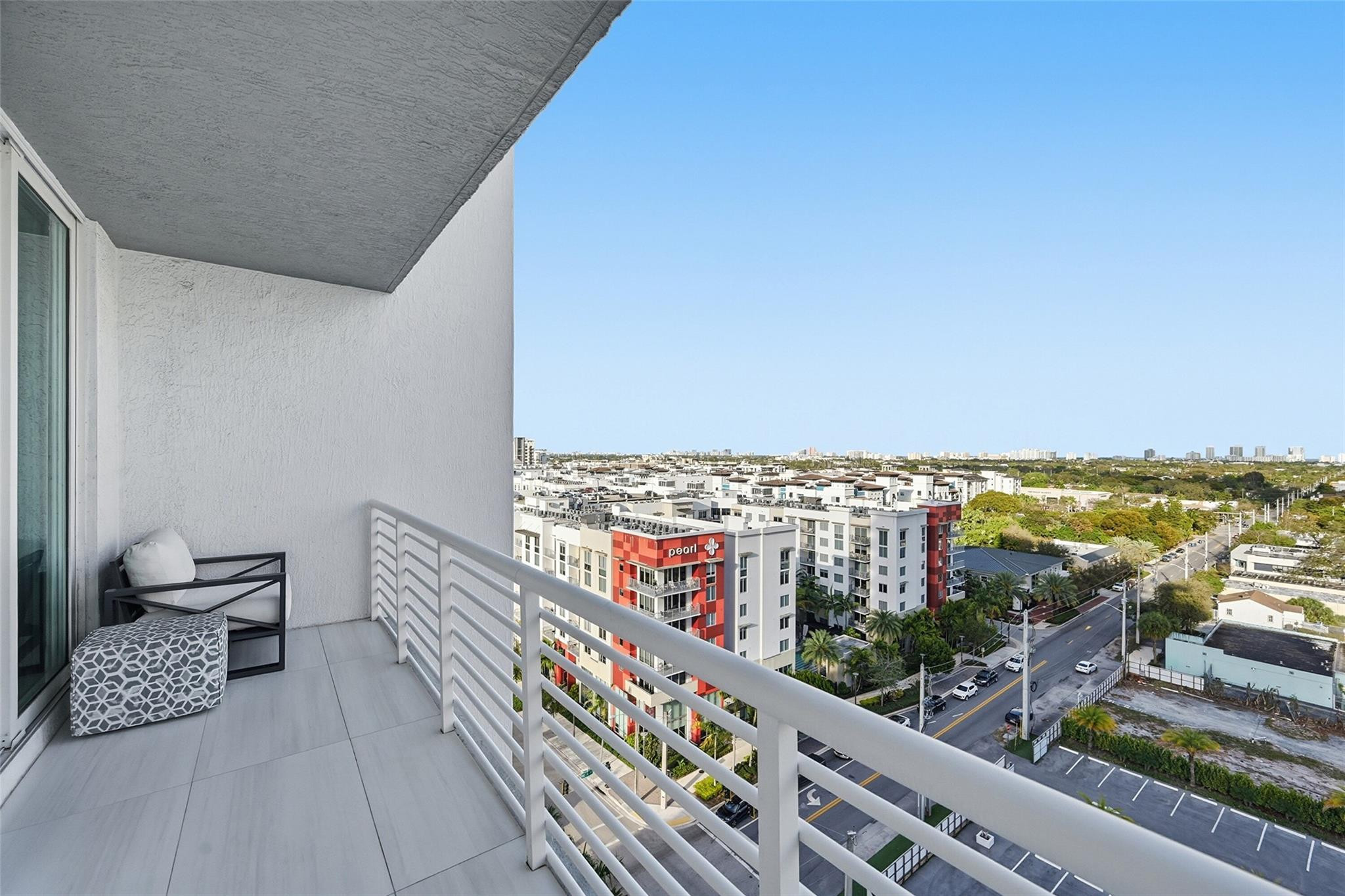 315 NE 3rd Avenue 1006
