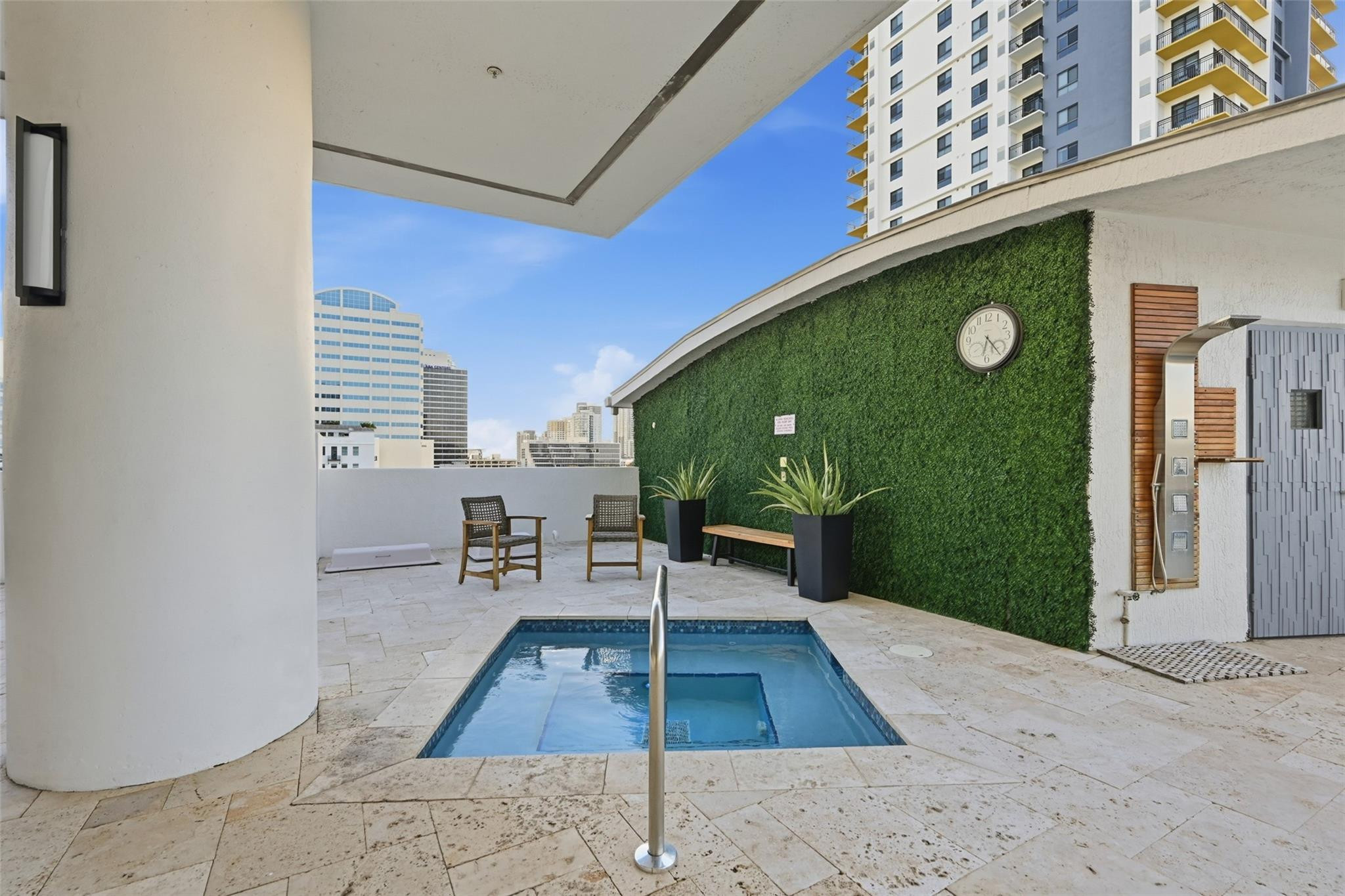 315 NE 3rd Avenue 1006