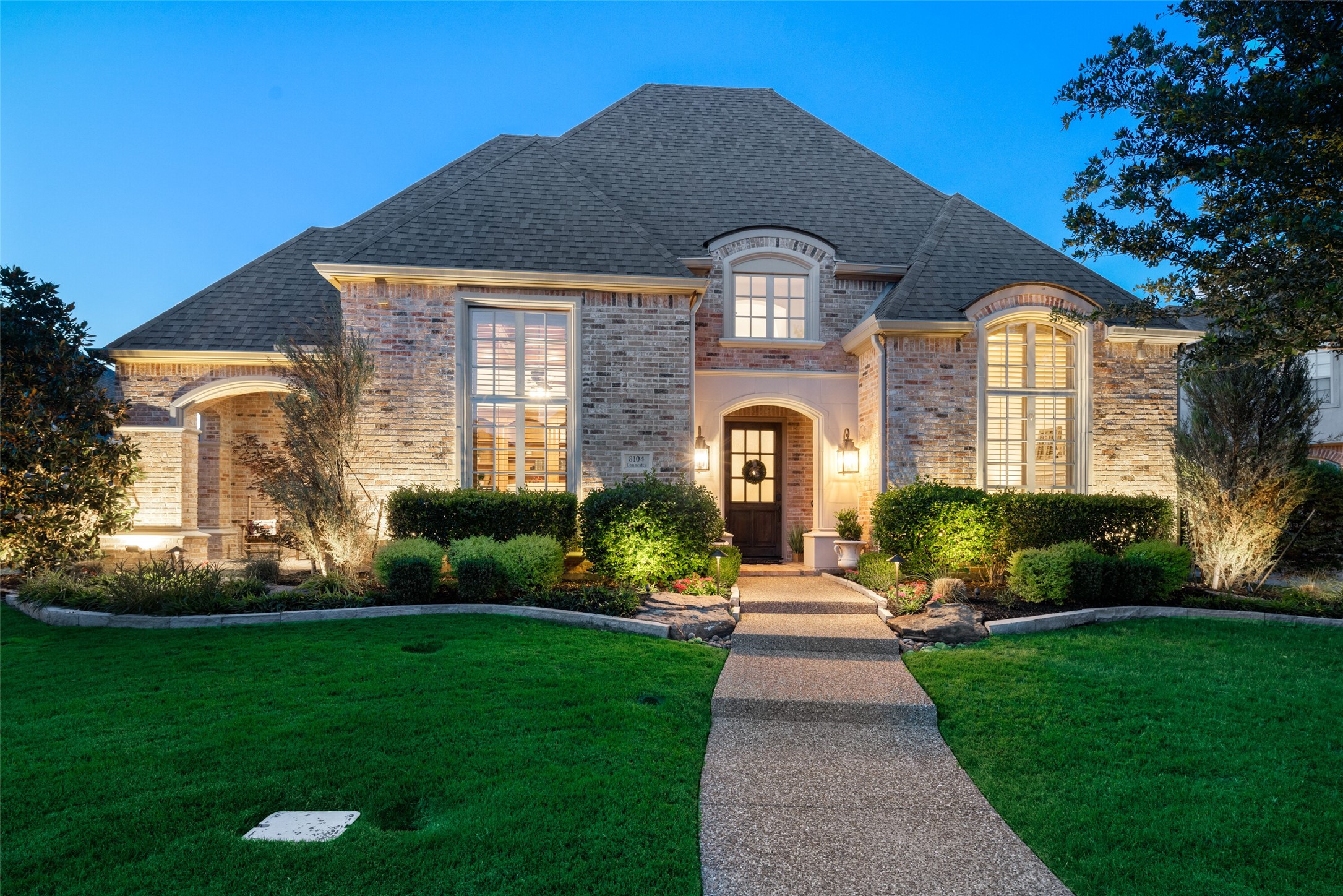 8104 Connestee Drive