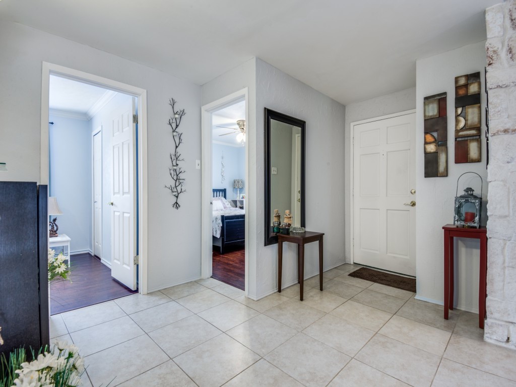 1420 Vanderbilt Drive