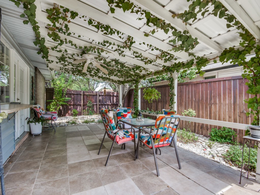 1420 Vanderbilt Drive