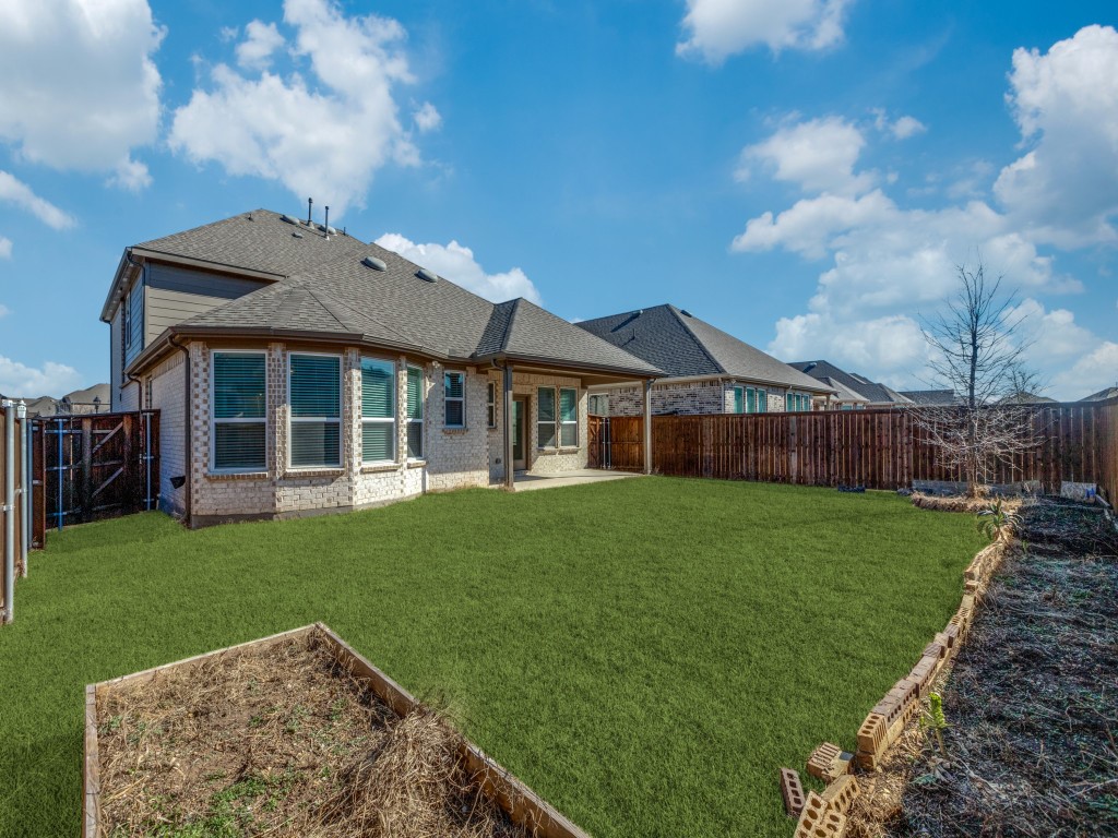 5625 Merchant Drive