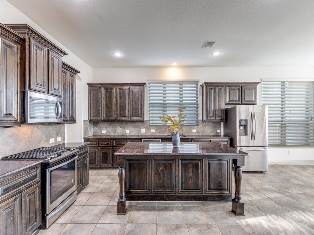 2725 Country Church Road