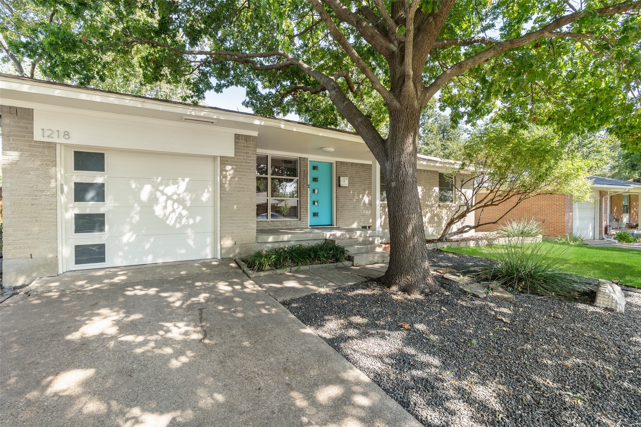 1218 Dalhart Drive