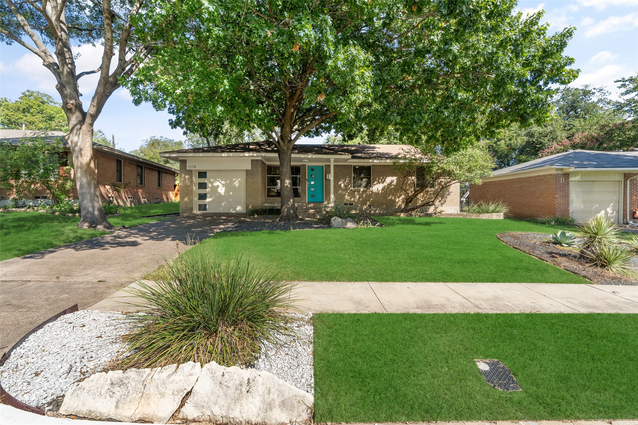 1218 Dalhart Drive