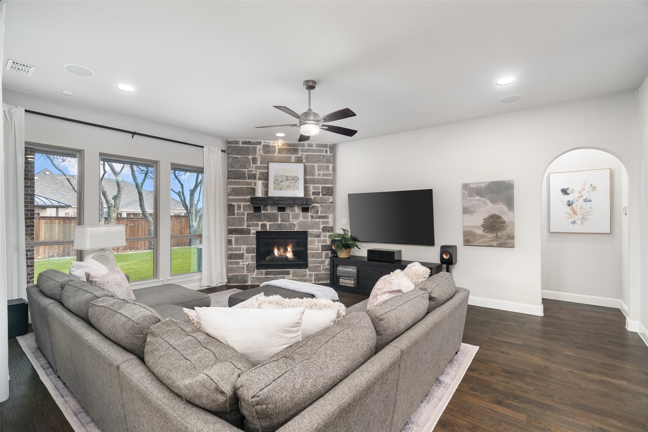 921 Moorland Pass Drive