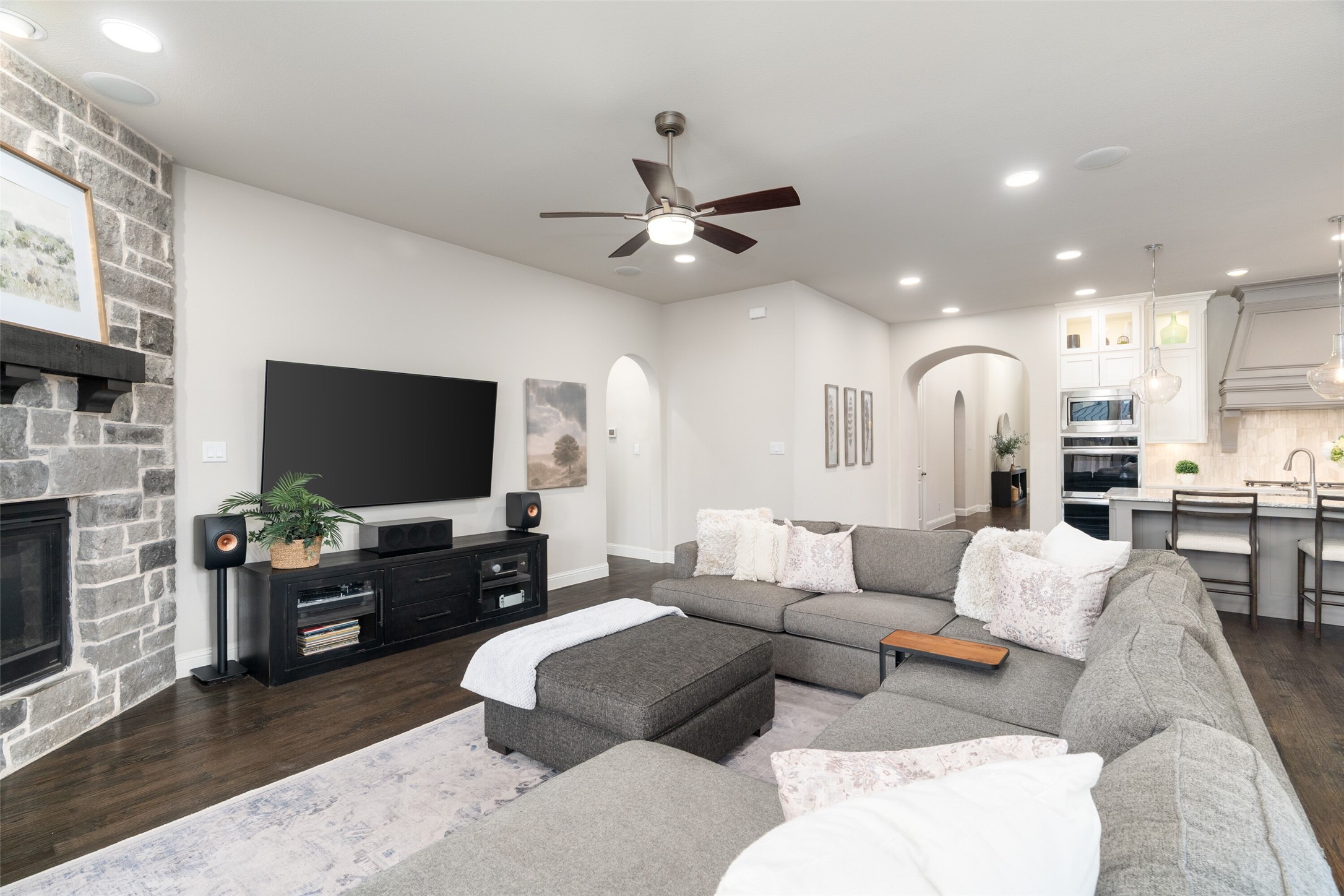 921 Moorland Pass Drive