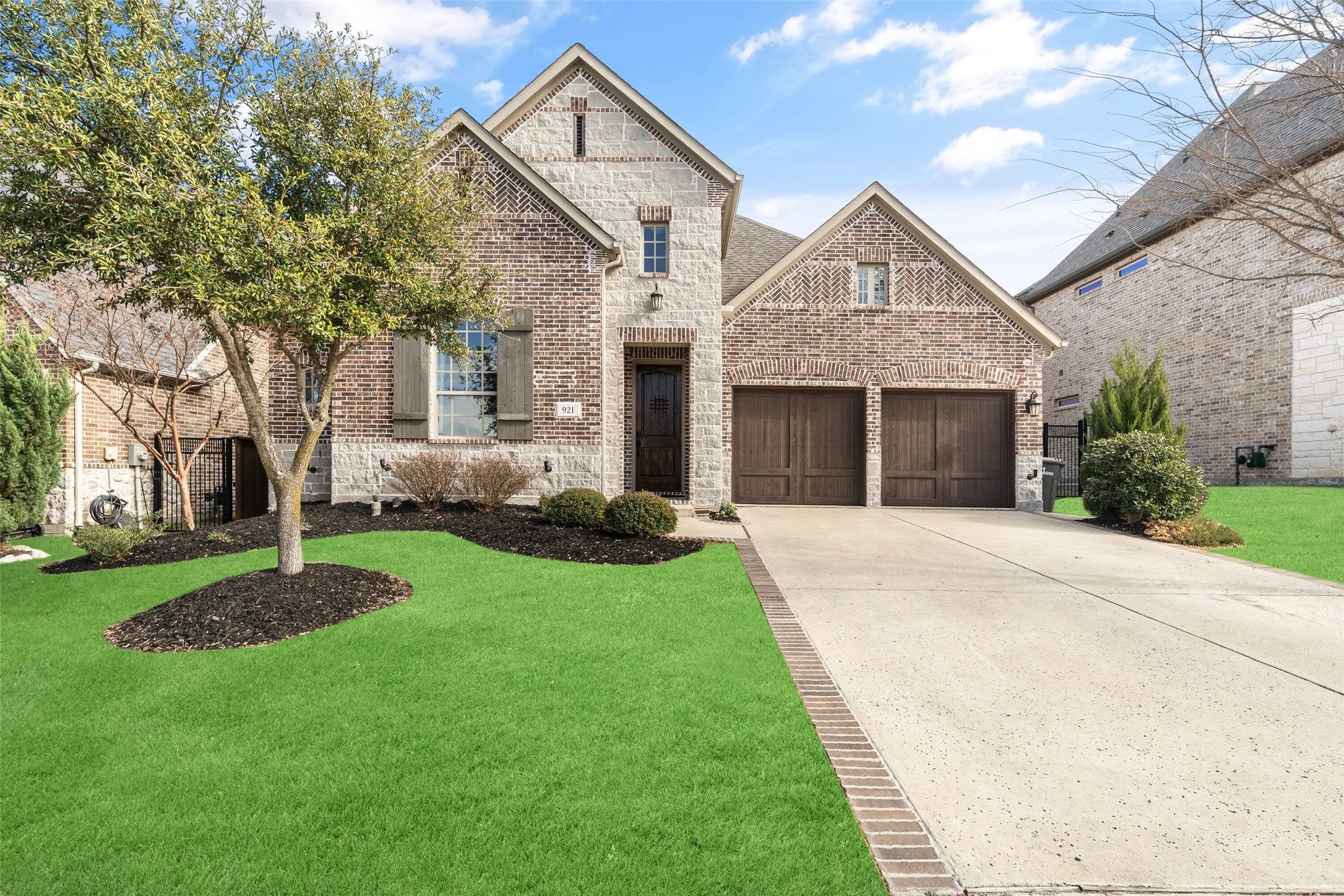 921 Moorland Pass Drive