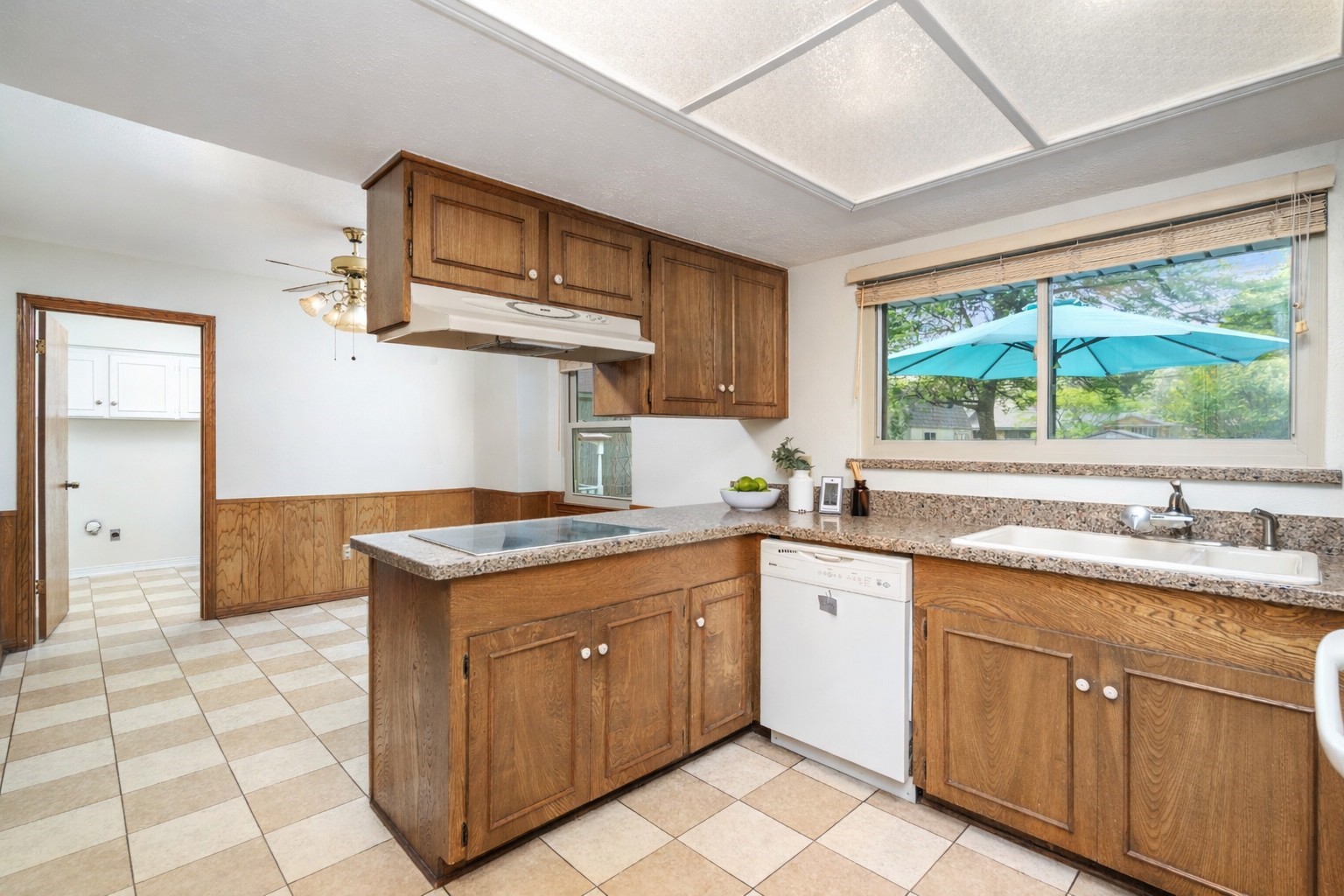 833 Ray Andra Drive