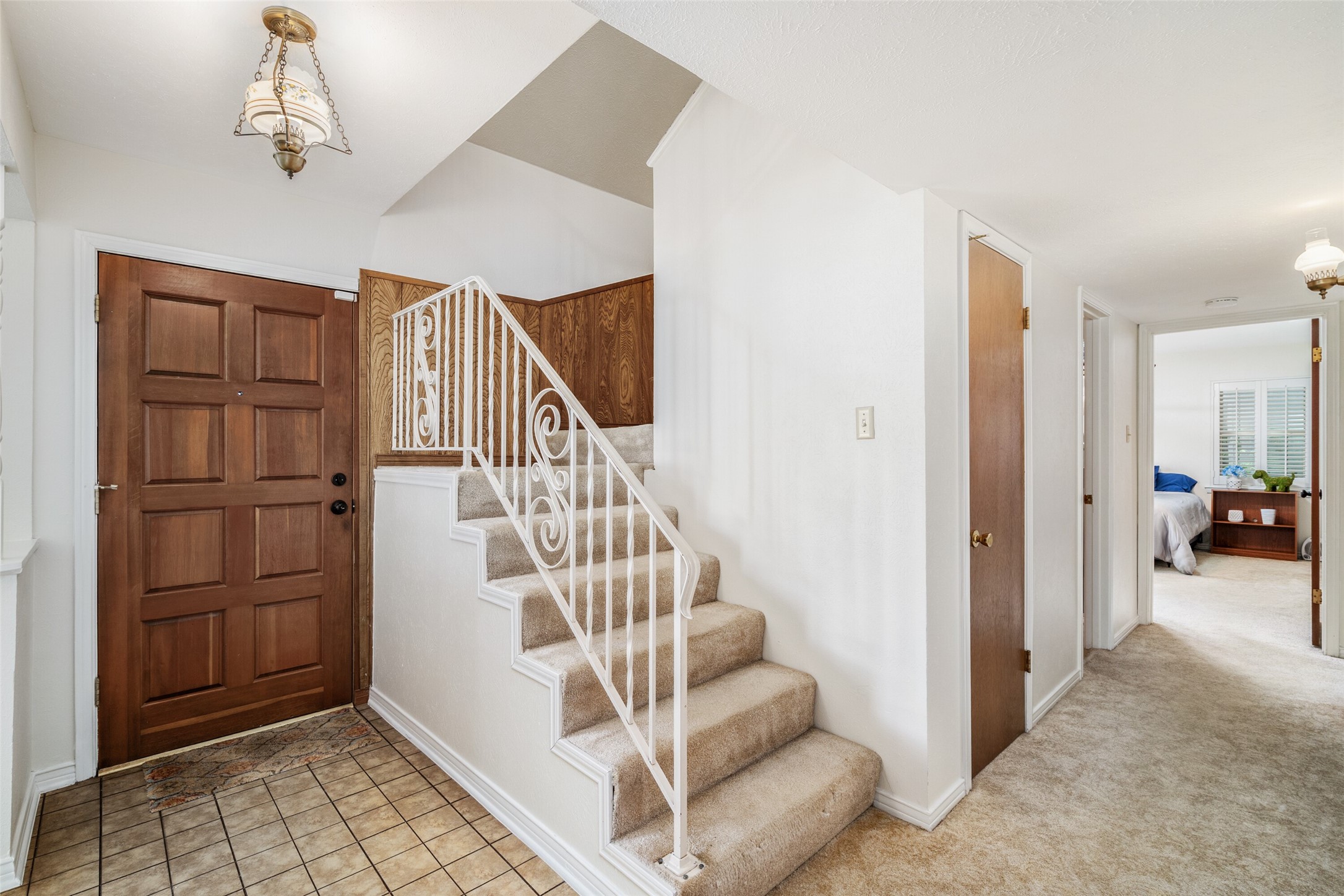 833 Ray Andra Drive