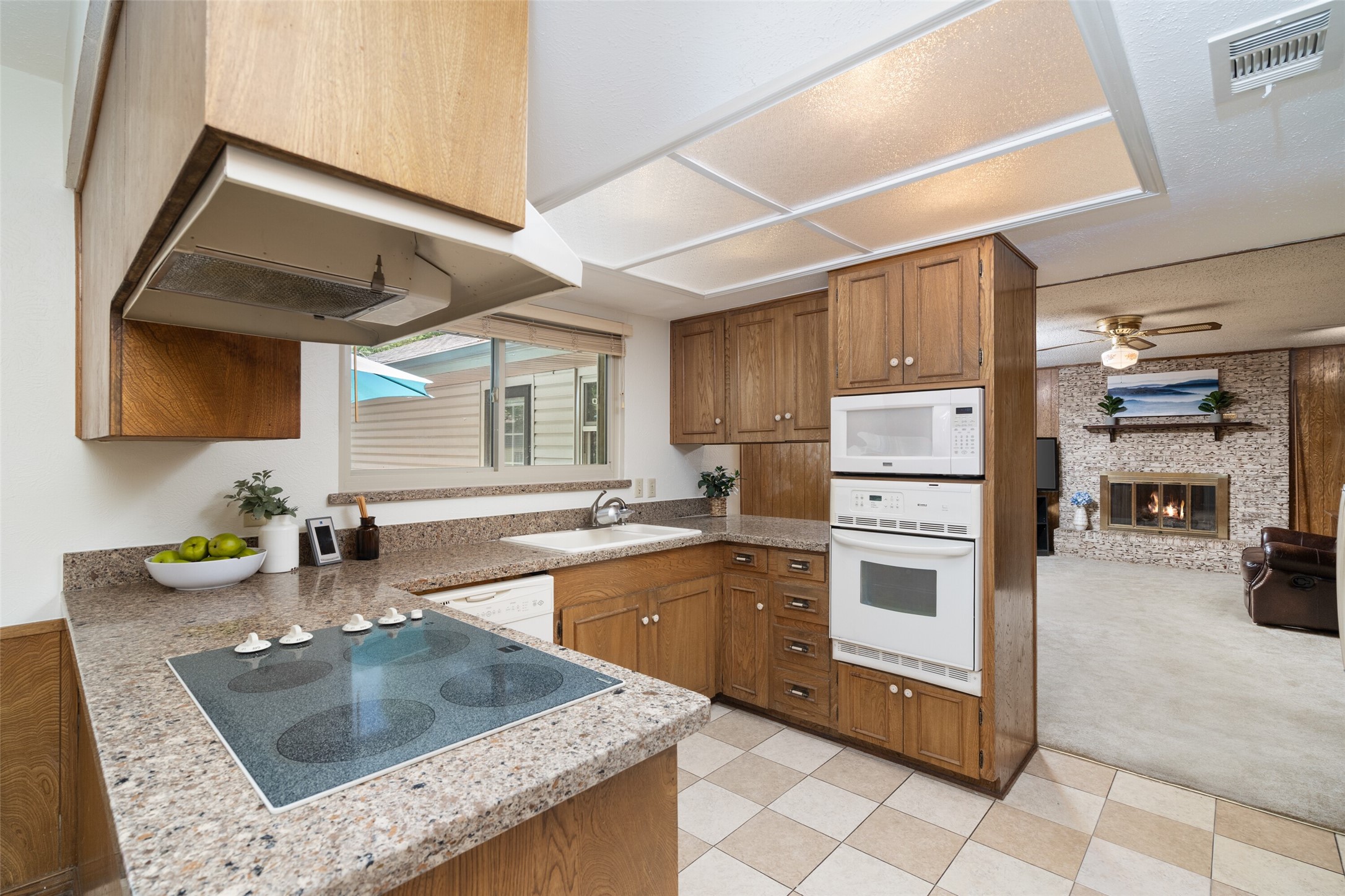 833 Ray Andra Drive