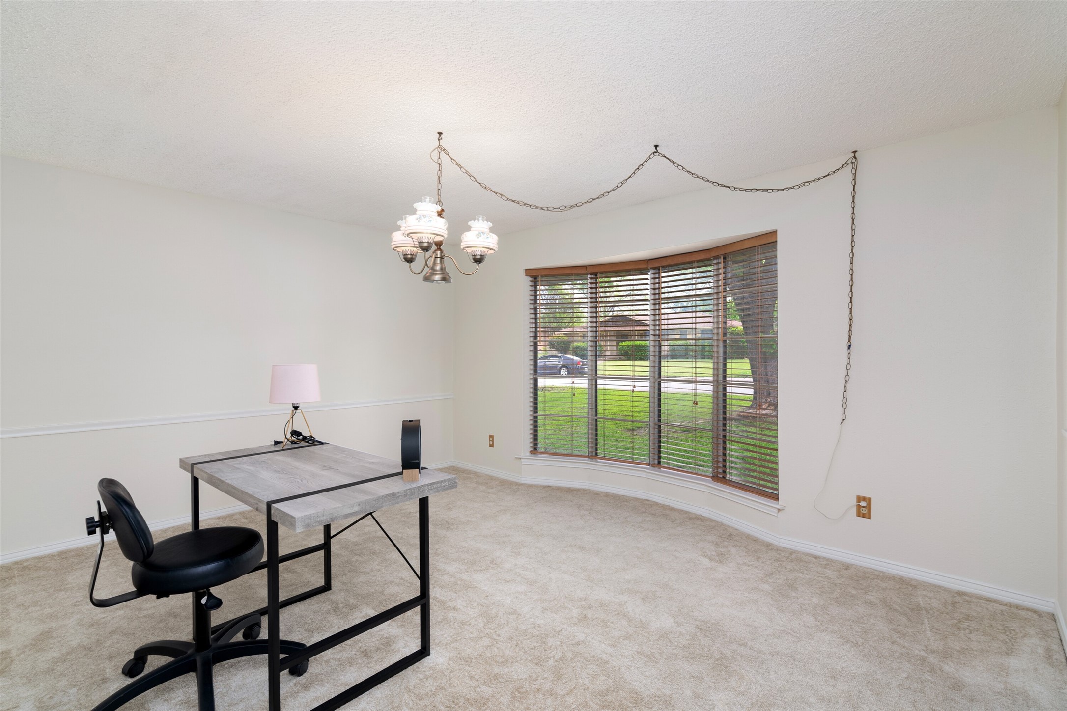 833 Ray Andra Drive
