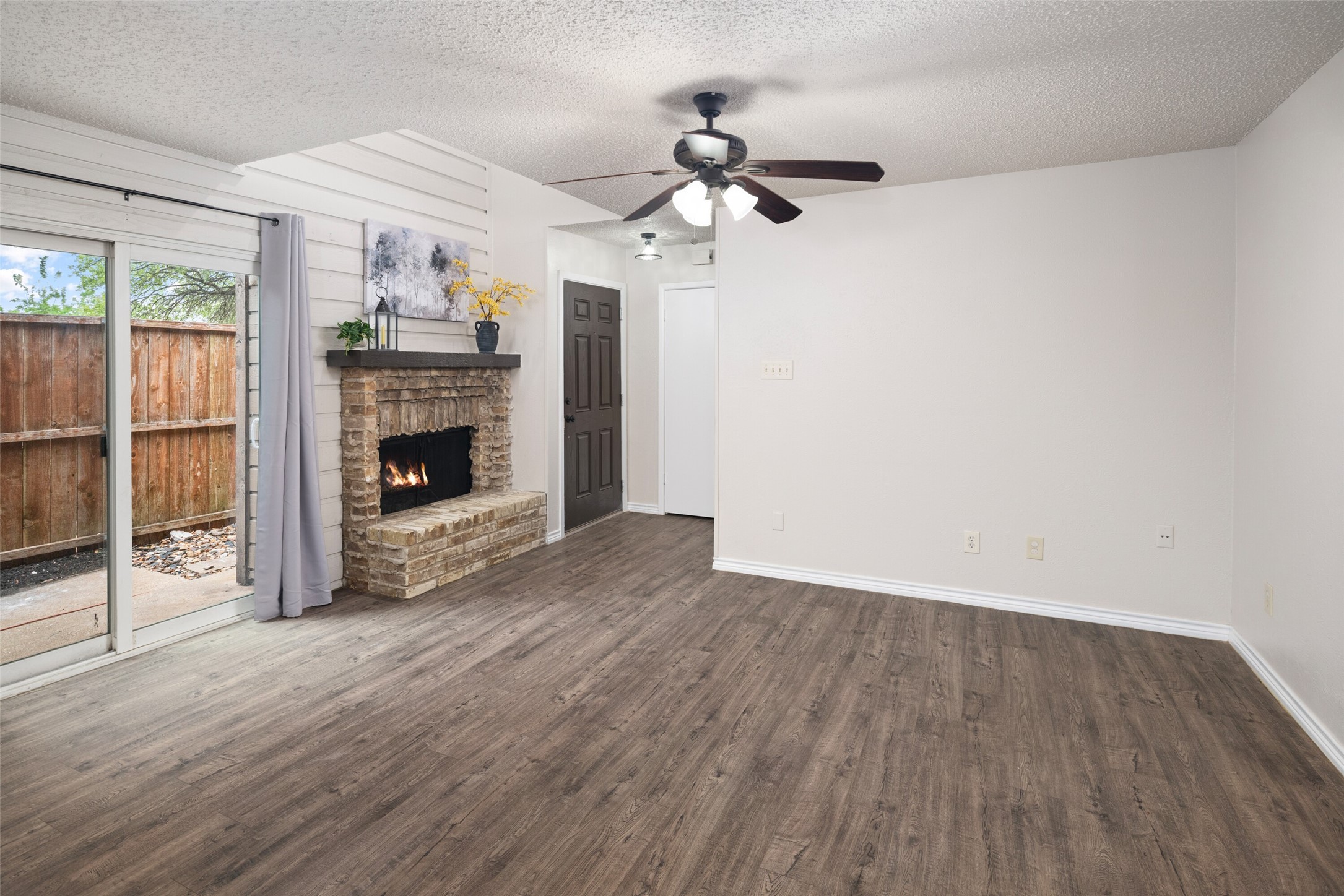 333 Melrose Drive 22D