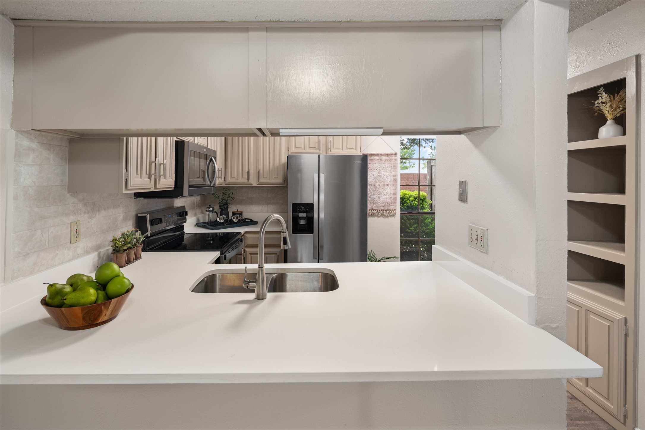 333 Melrose Drive 22D