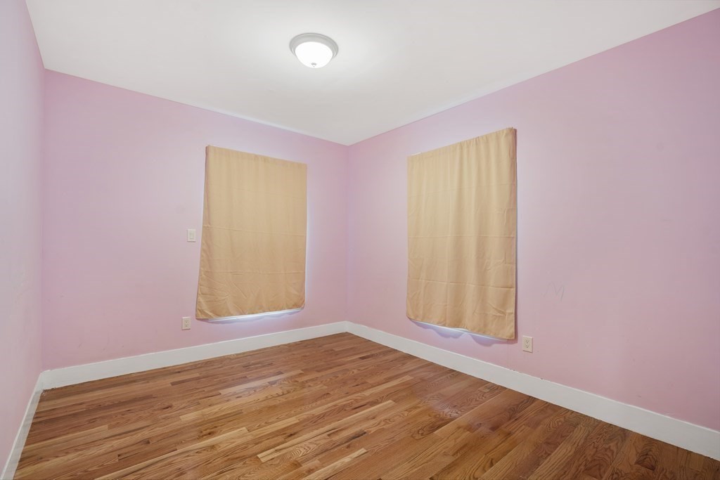 133 Pearl Ave