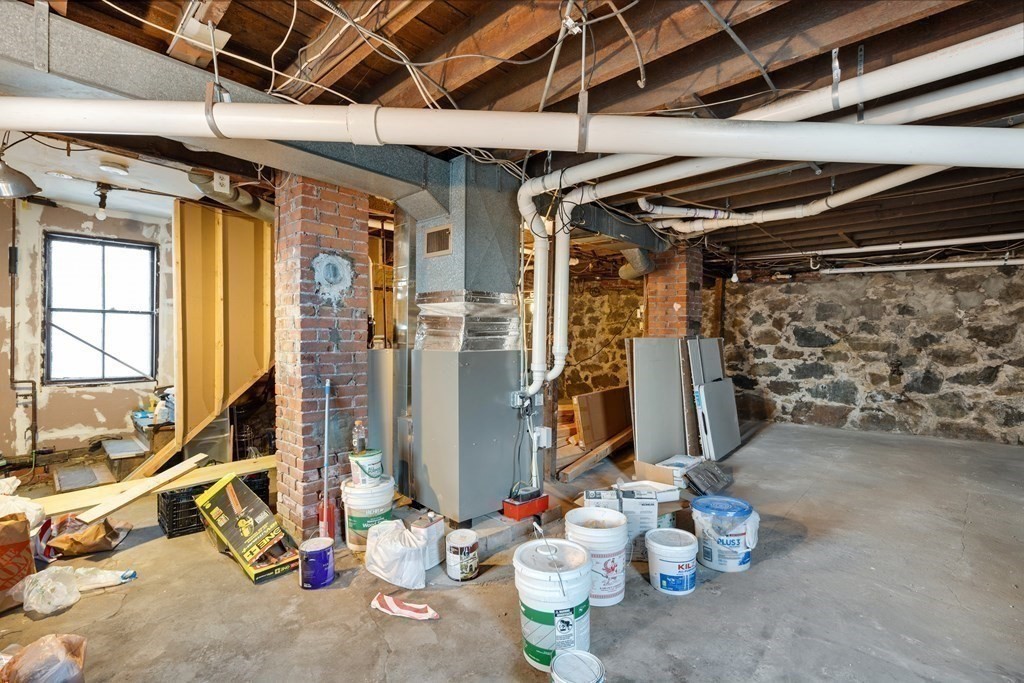 133 Pearl Ave
