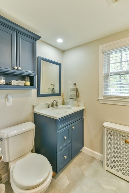 243 Beverly Rd