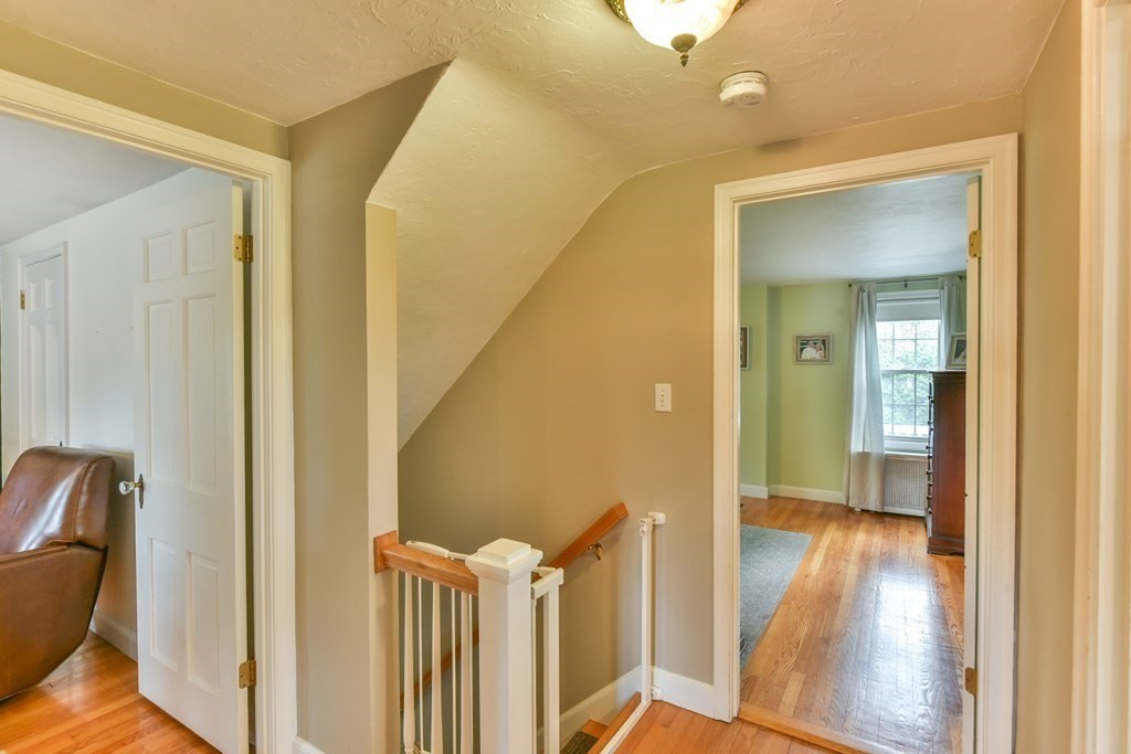 243 Beverly Rd