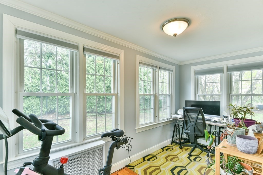 243 Beverly Rd