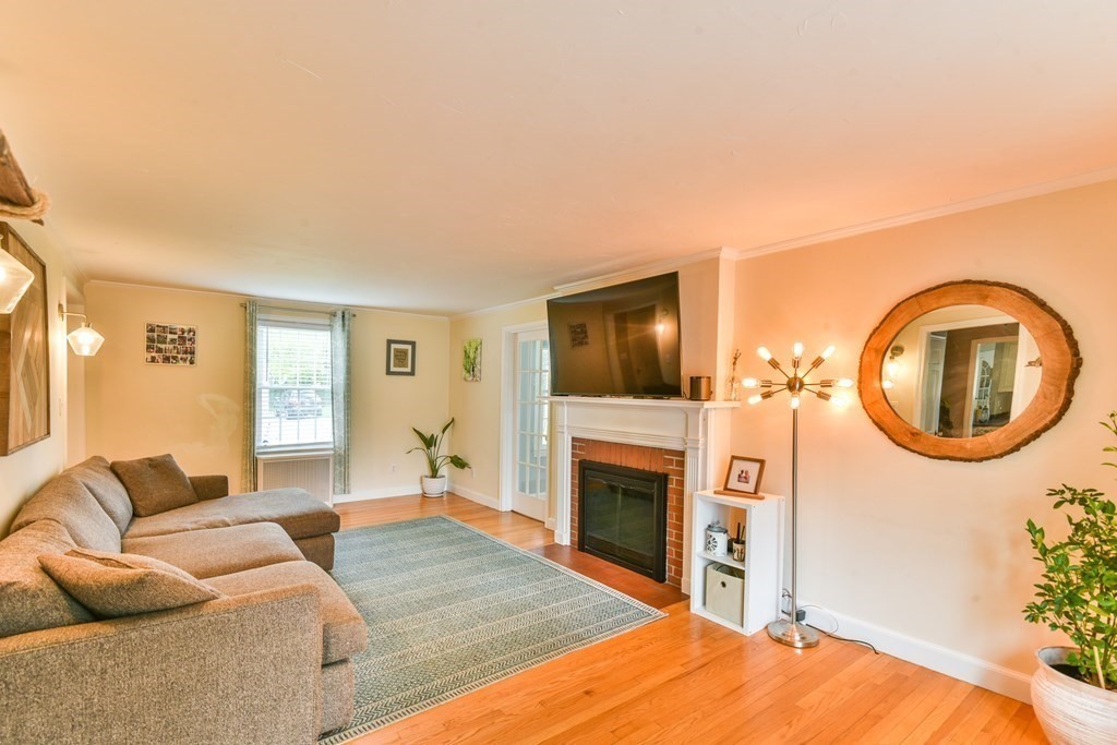243 Beverly Rd