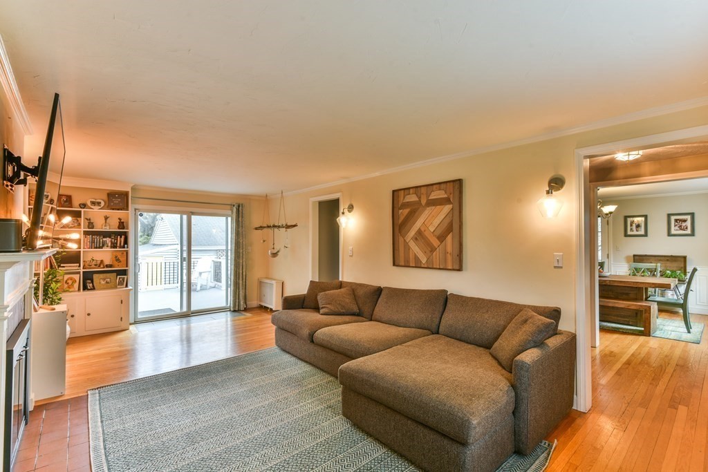 243 Beverly Rd