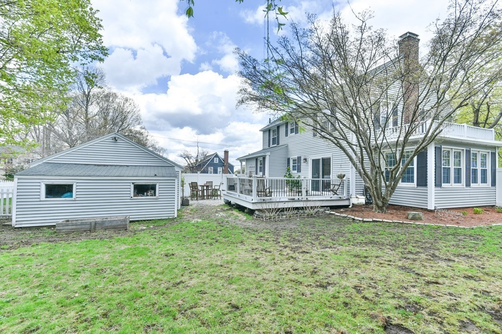 243 Beverly Rd