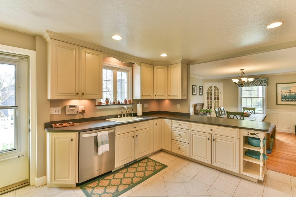 243 Beverly Rd