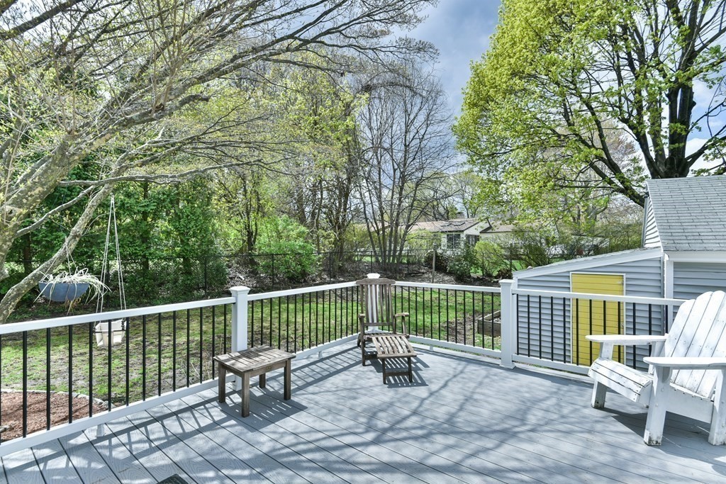 243 Beverly Rd
