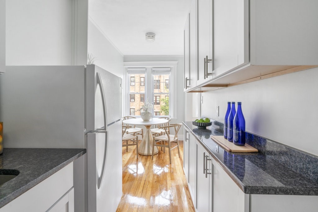 4 Crawford St # 5