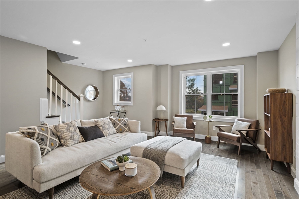 9 Acton Rd # 18